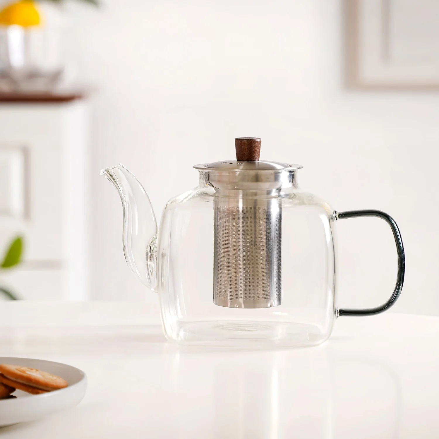 Square Glass Teapot With Black Tinted Handle 1250ml - Image 7
