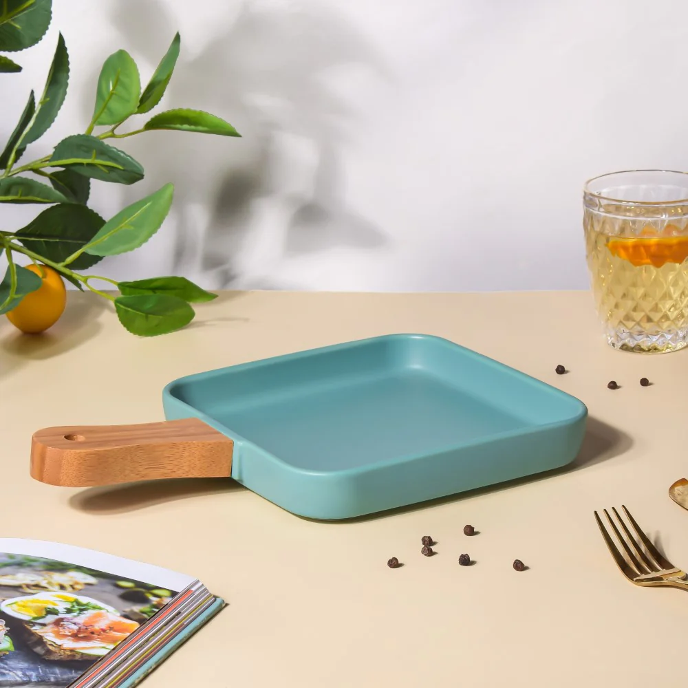 Square Plate With Wooden Handle Green - Image 6