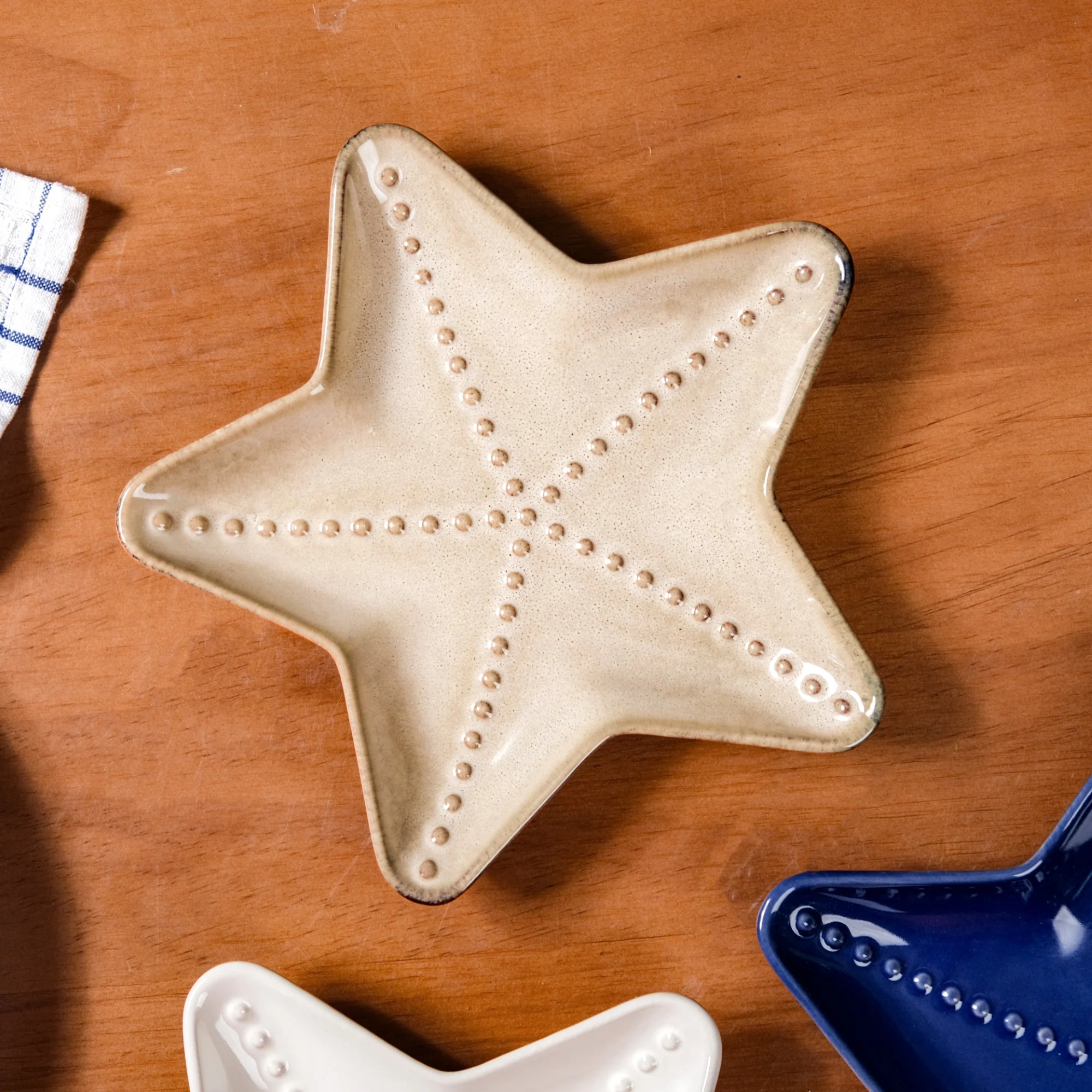 Star Fish Ceramic Snack Plate Set Of 3 - Image 6
