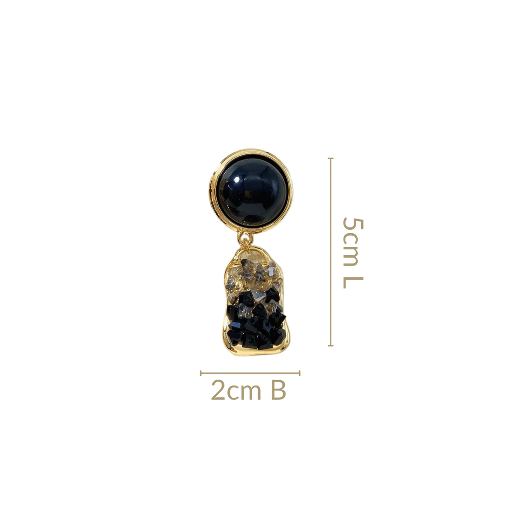 Stone Drift Dangle Earrings Black - Image 3