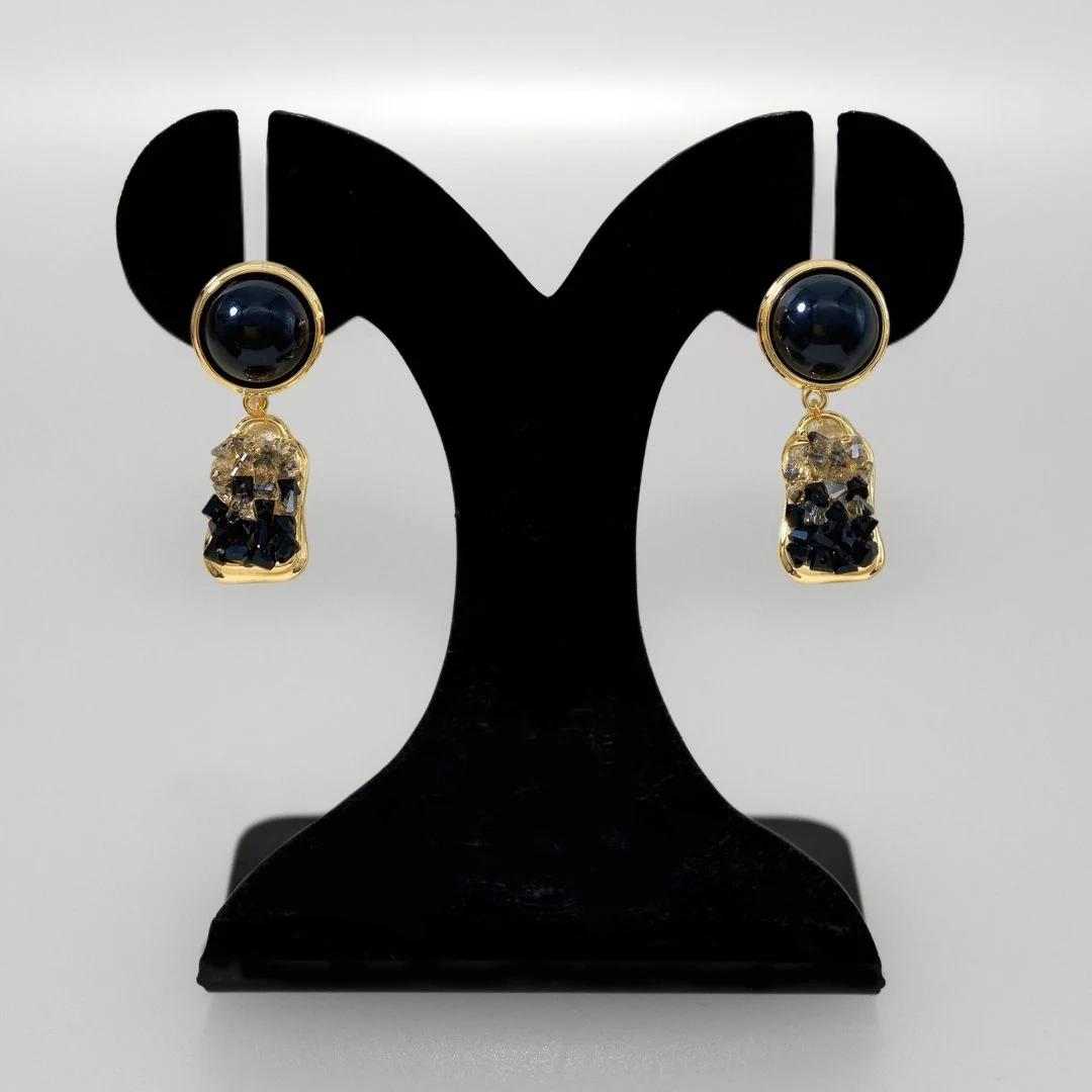 Stone Drift Dangle Earrings Black - Image 6