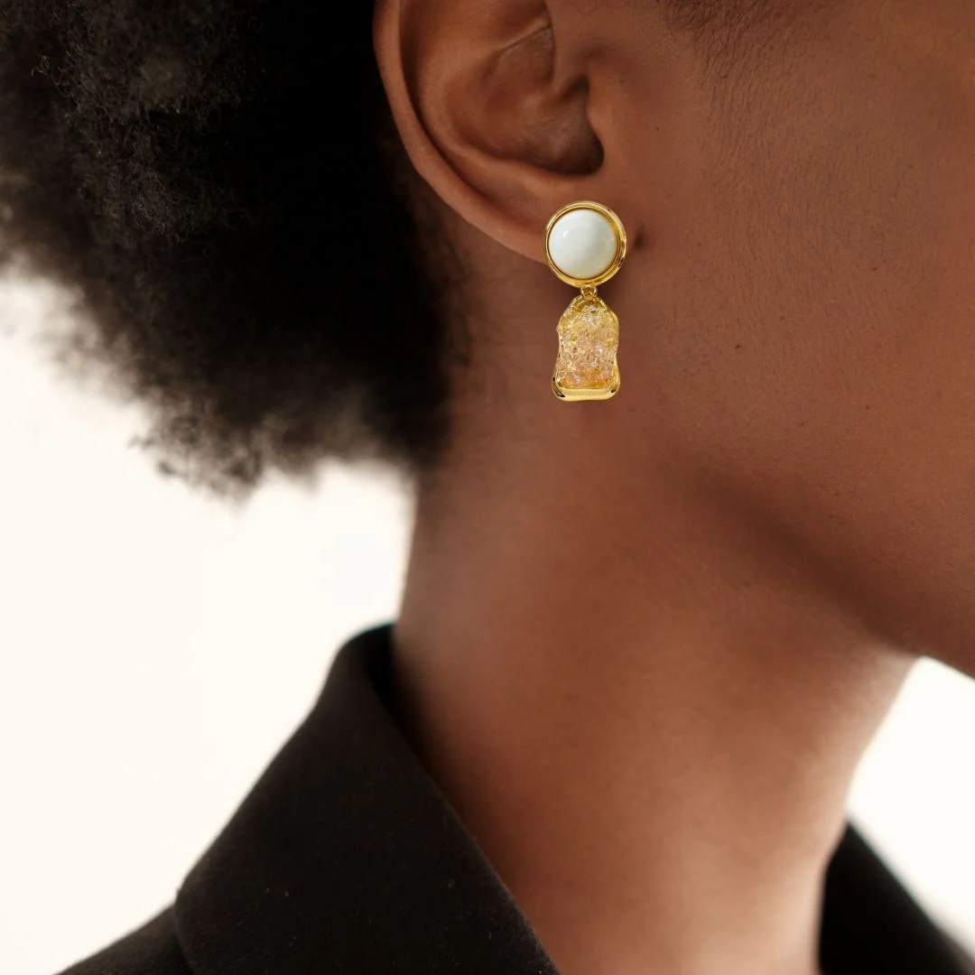 Stone Drift Dangle Earrings White - Image 2
