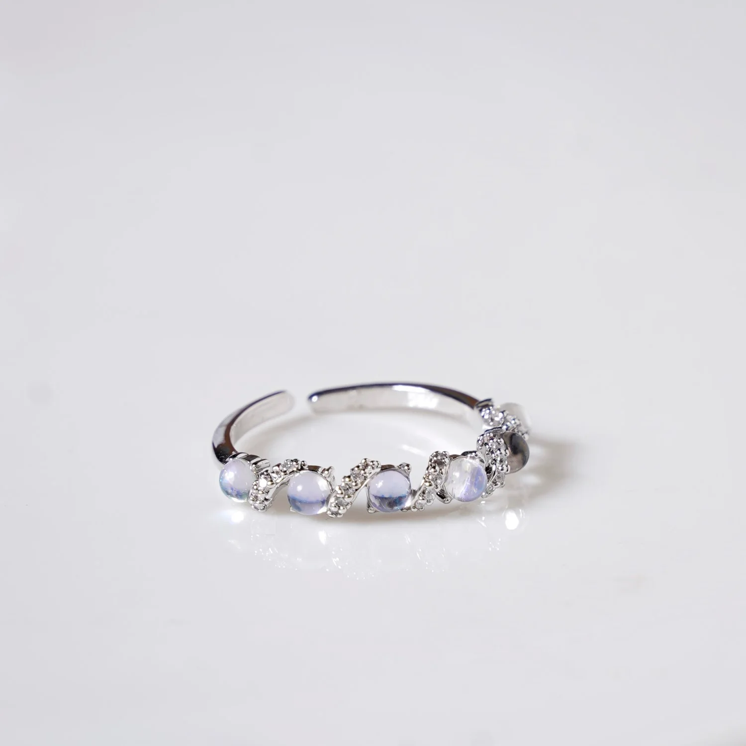 Stone Swirls Silver Ring - Image 5