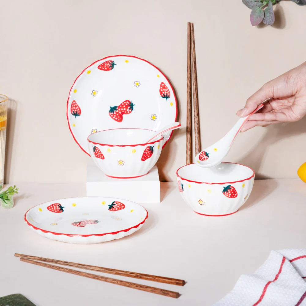 Strawberry 8 Piece Dinner Set For 2 - Image 8