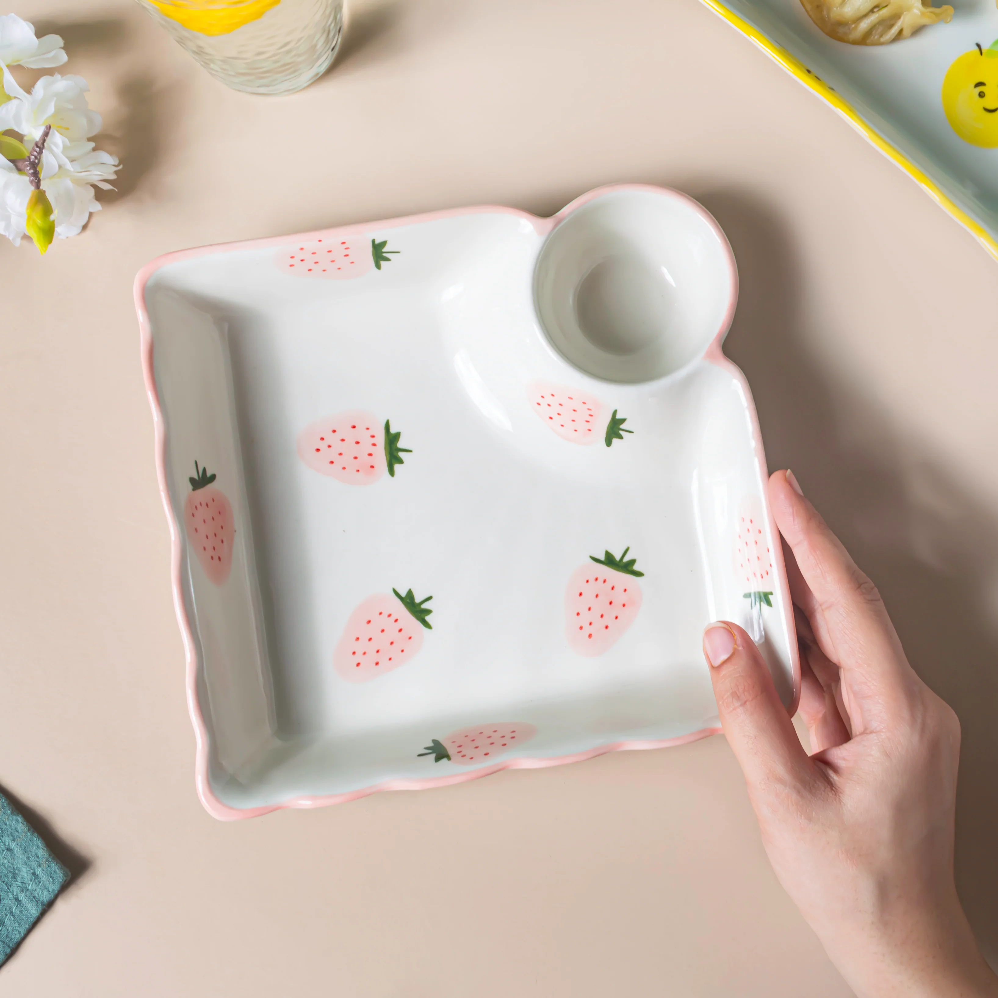 Strawberry Dreams Sectioned Plate Pink - Image 2
