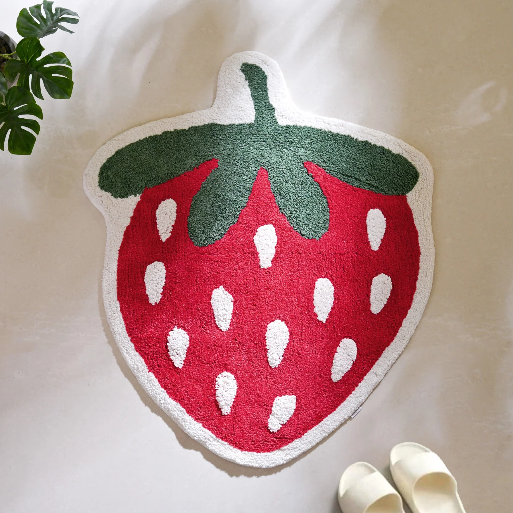 Strawberry Cotton Anti Slip Floor Mat 74x62cm - Image 2