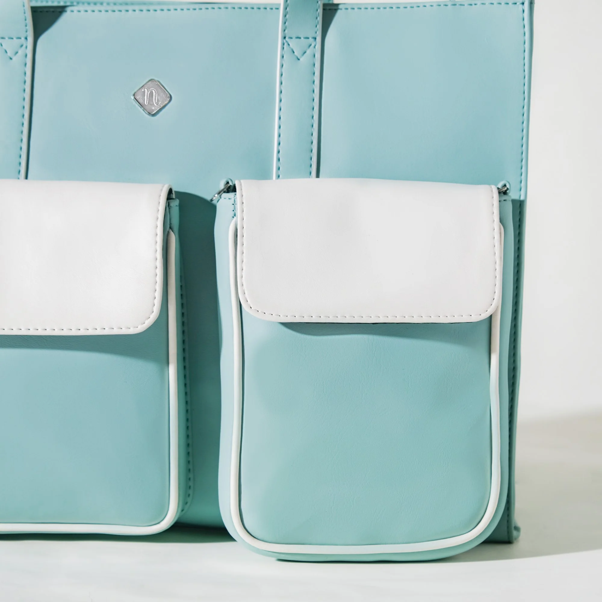 Stylish Travel Tote Bag Turquoise - Image 14