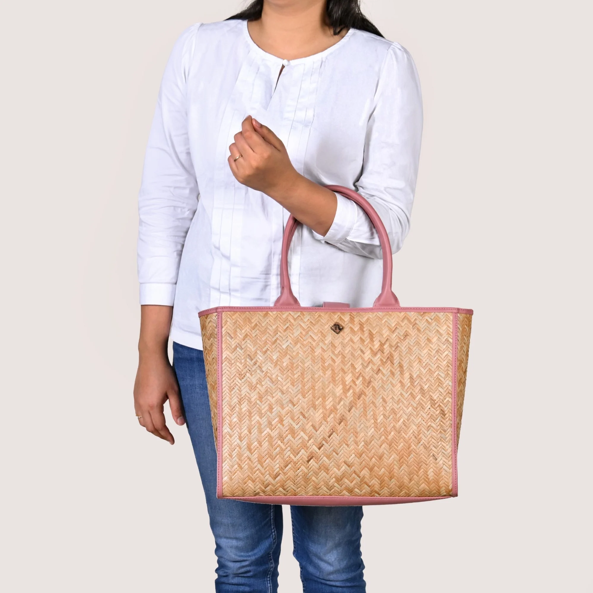 Sustainable BreezeBag Pink Tote - Image 12