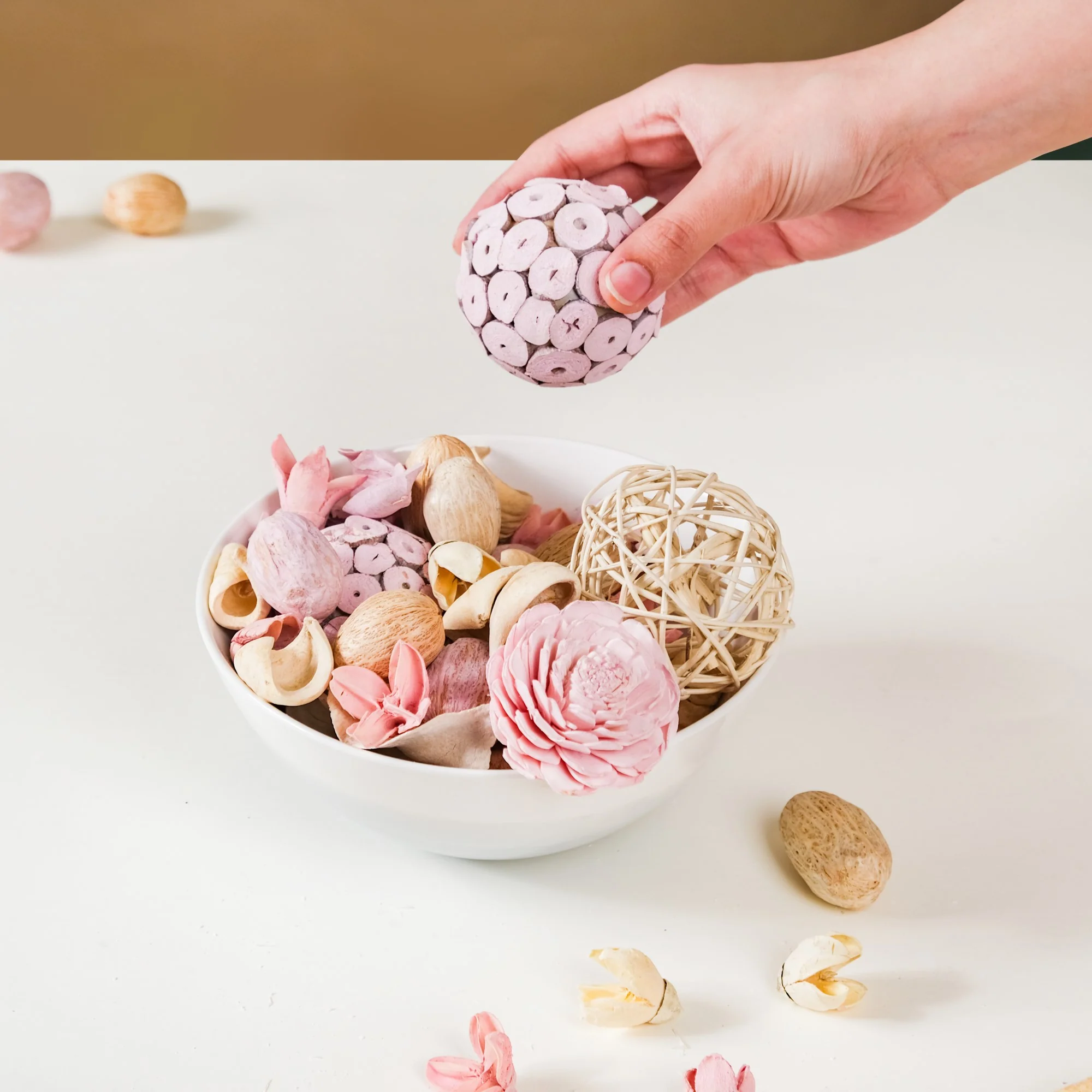 Sustainable Sola Flower Potpourri Pink - Image 4