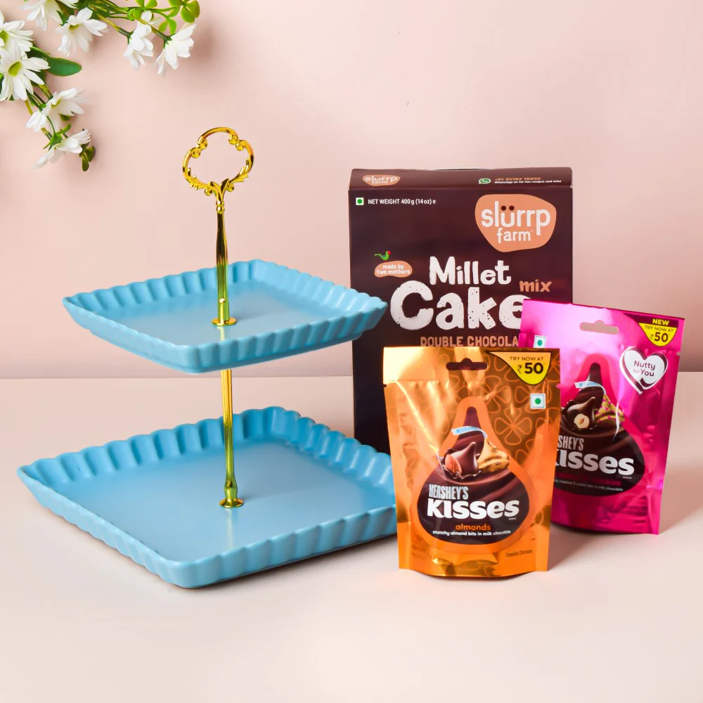 Sweet Treat Festive Gift Hamper Set Of 4 - Image 2