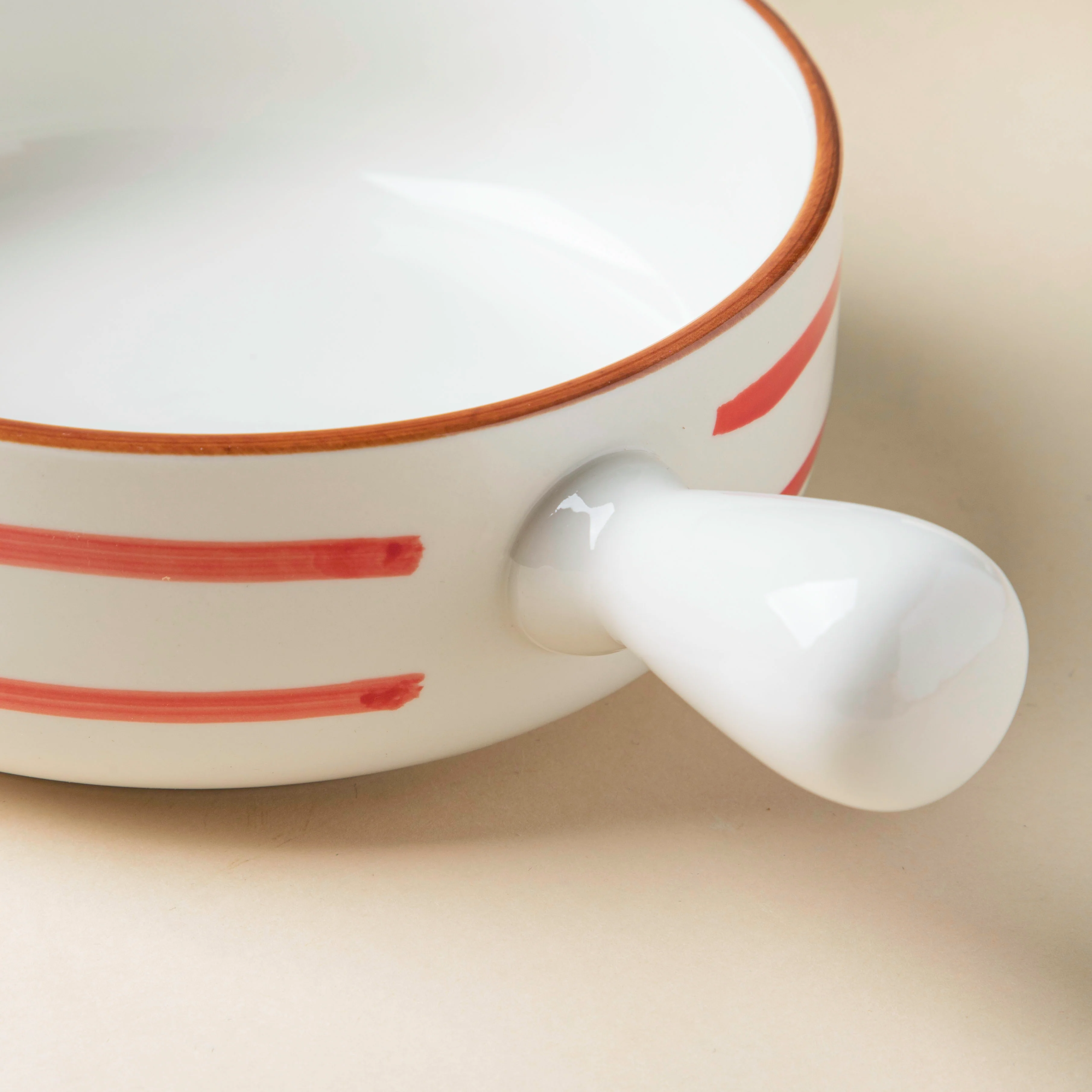 Swirl Baking Bowl With Handle Red - Image 5