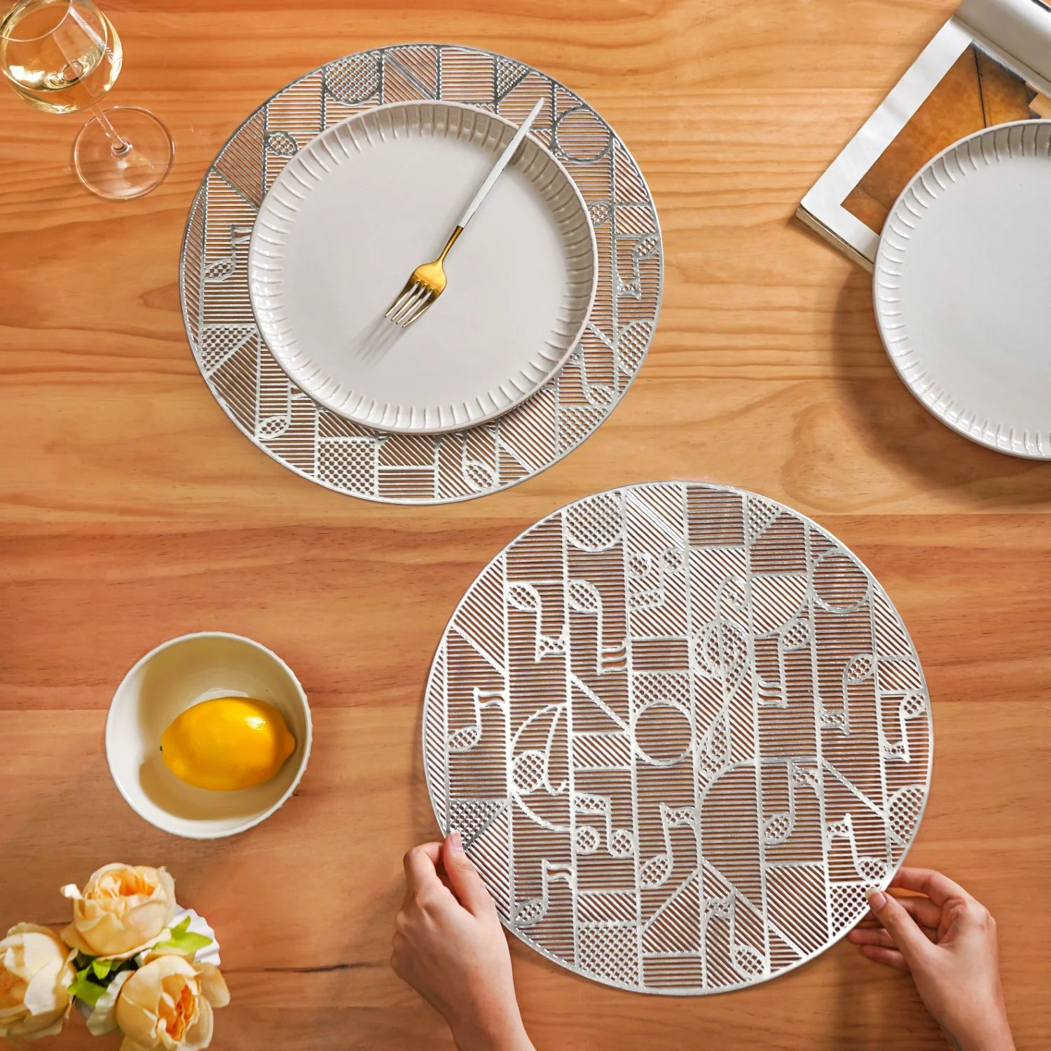 Symphony Silver Table Mat Set Of 6 - Image 3