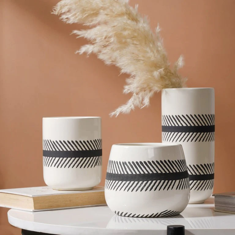 Tall Glossy Vase - Image 8