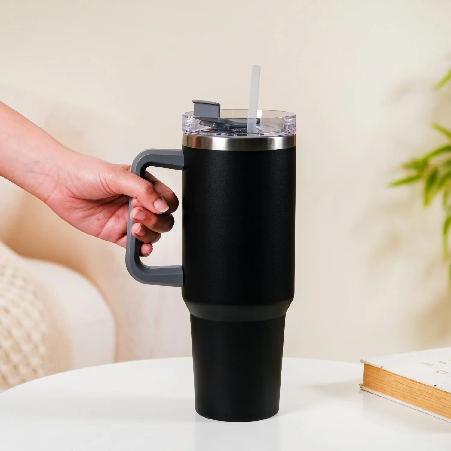 Tall Insulated Travel Water Bottle Leakproof Black 1200ml - Image 2