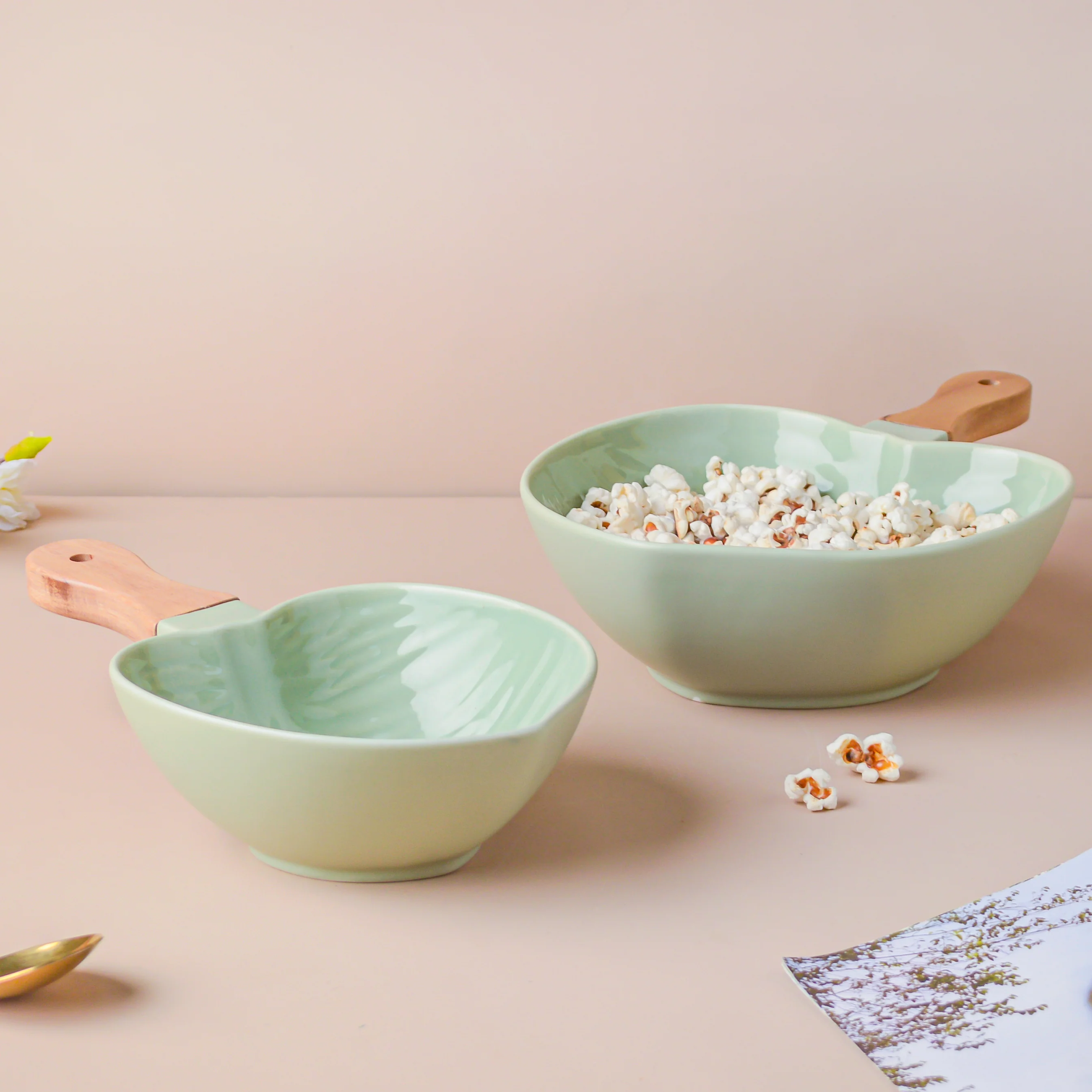Taro Leaf Bowl With Handle Serving Bowl 8.5 Inch - Image 10