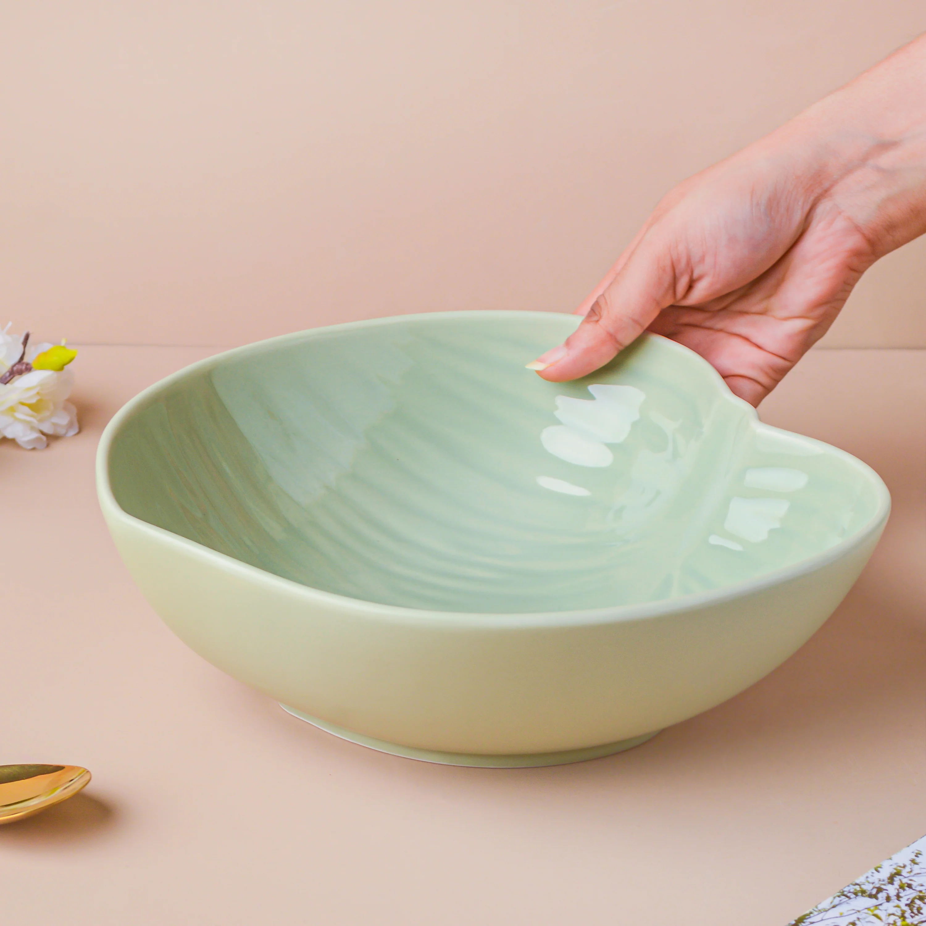 Taro Leaf Serving Bowl 9 Inch - Image 2