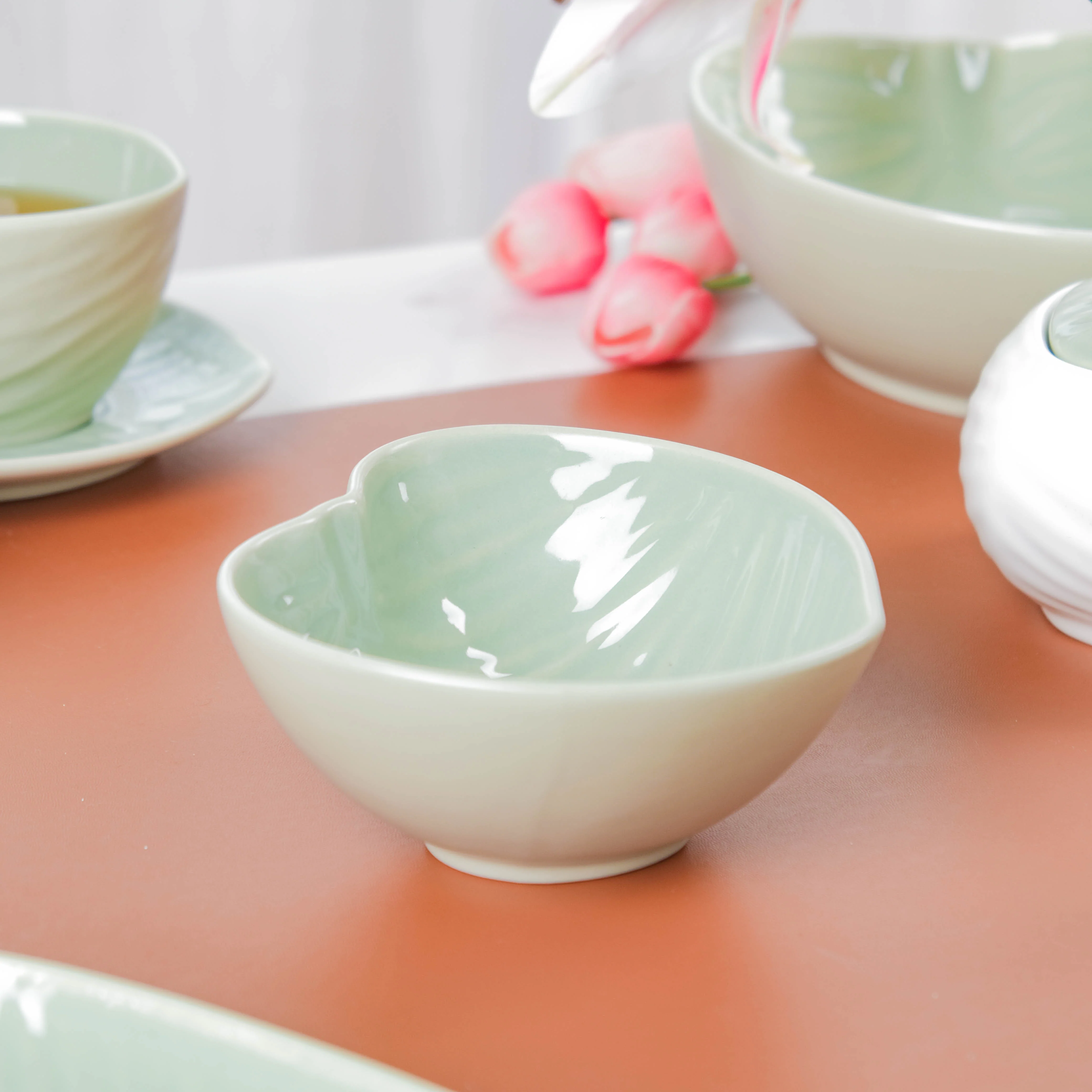Taro Leaf Snack Bowl Small 300 ml - Image 5