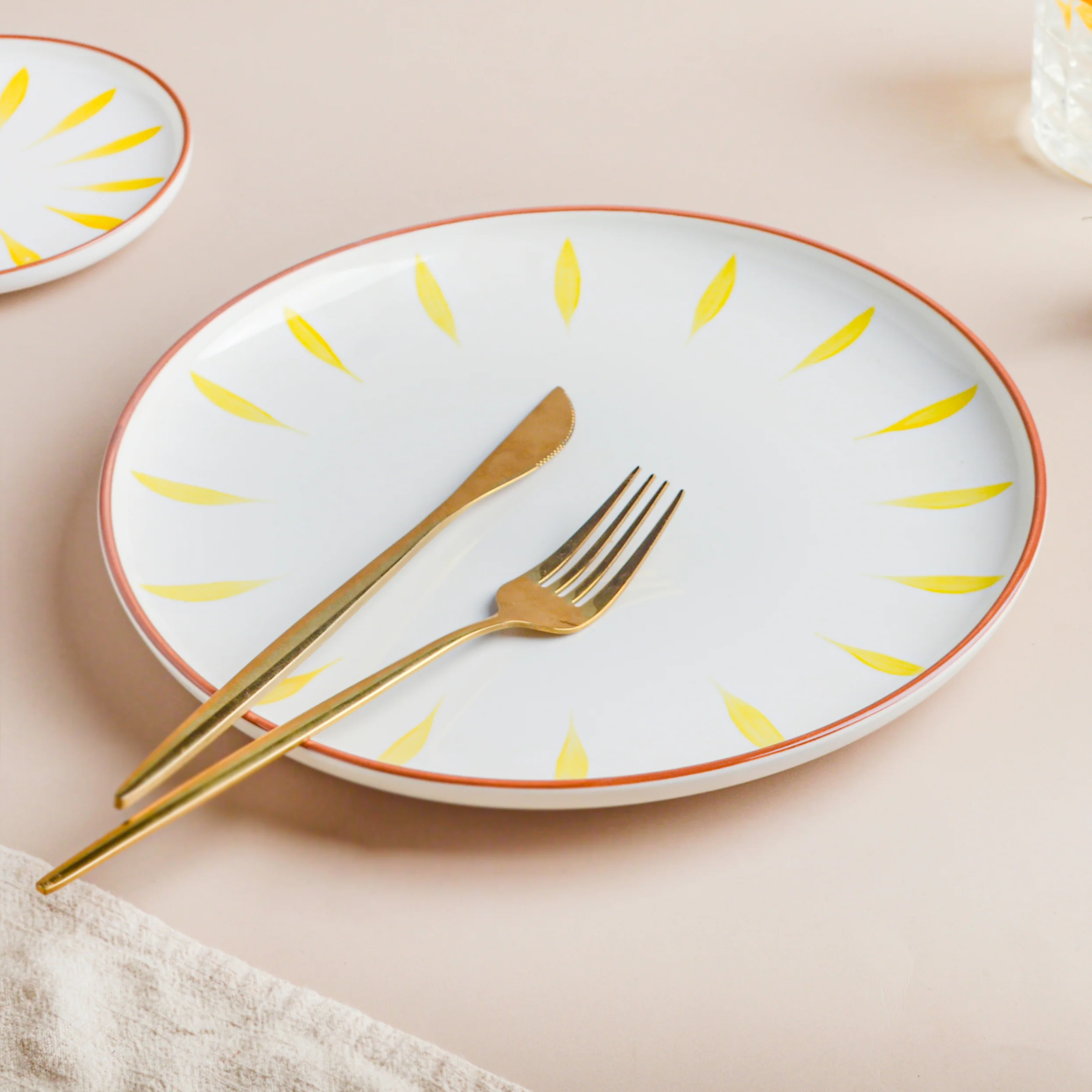 Teardrop Dinner Plate Yellow 10 Inch