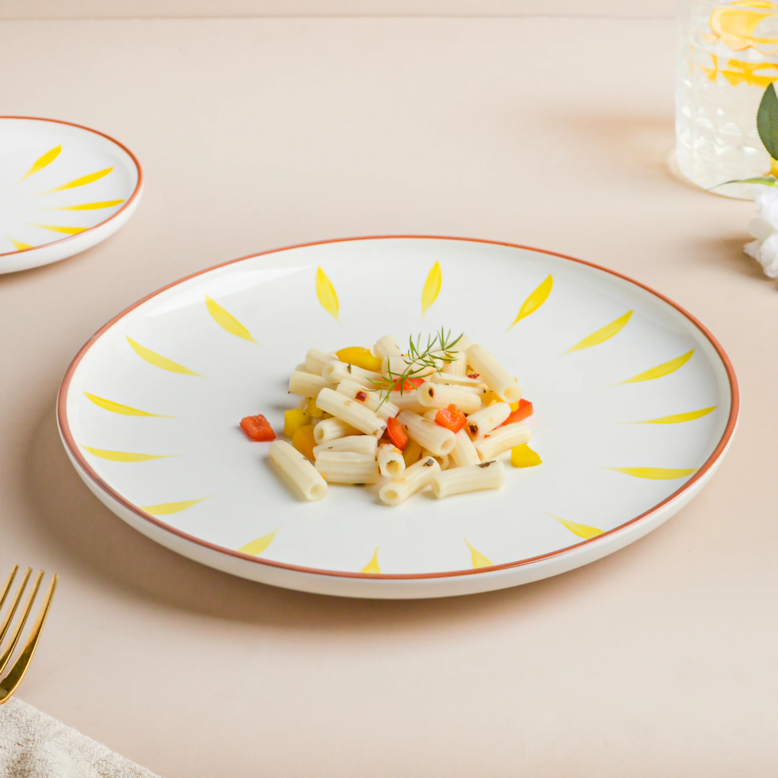 Teardrop Dinner Plate Yellow 10 Inch - Image 2
