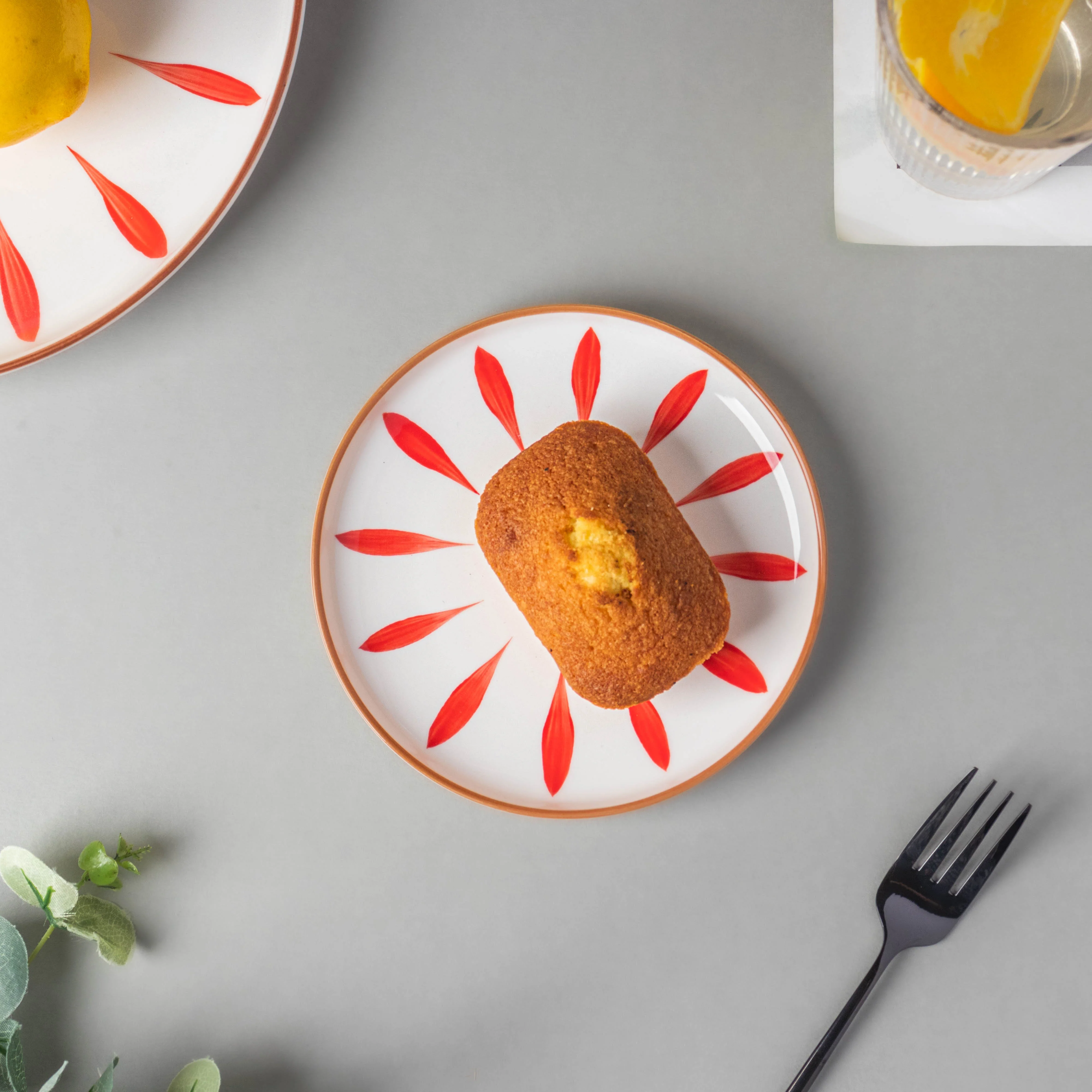 Teardrop Snack Plate Red 6 Inch - Image 3