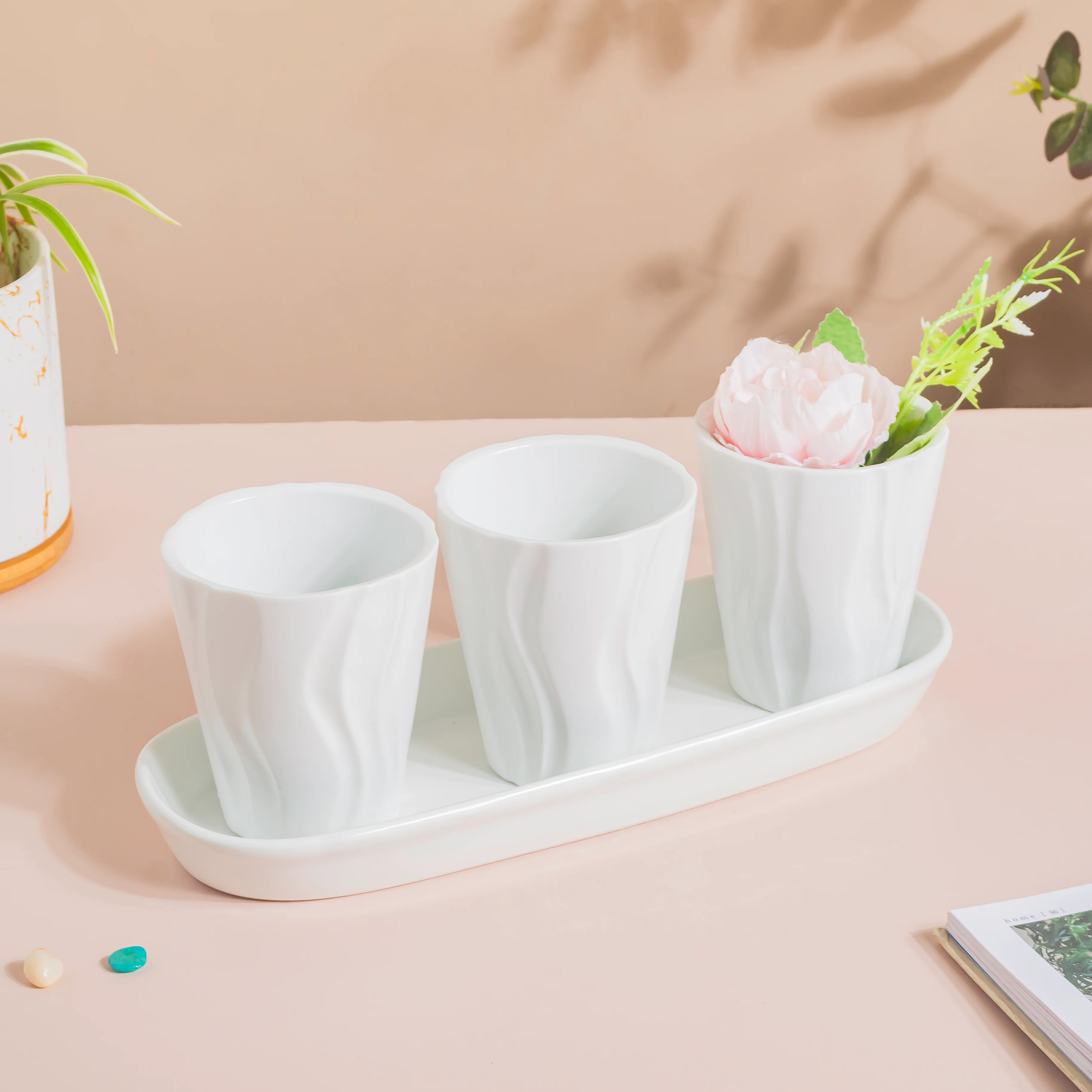 Ternion Wavy Textured Planter Set Of 3 With Plate White - Image 2