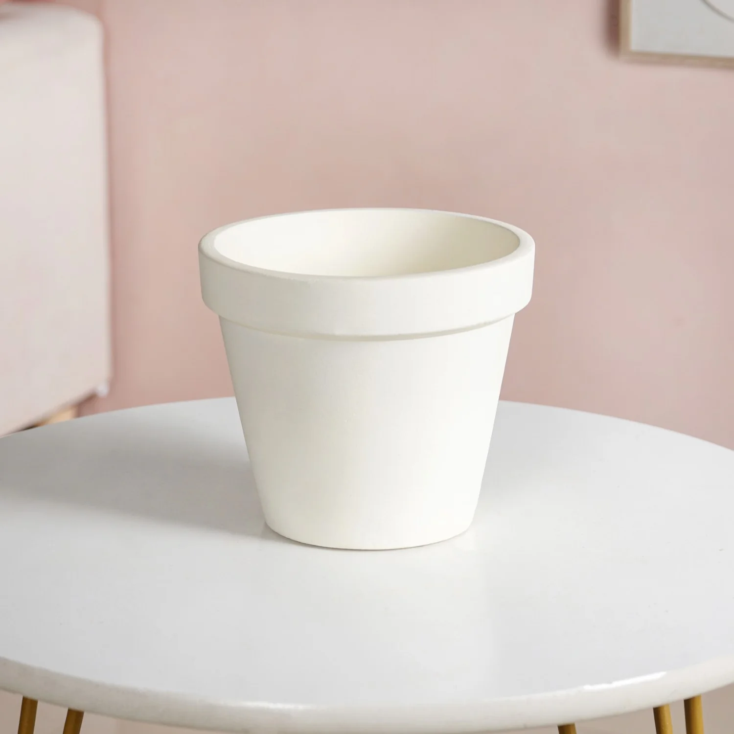 TerraDuo Modern Two Tier Gold Stand With White Planters - Image 7