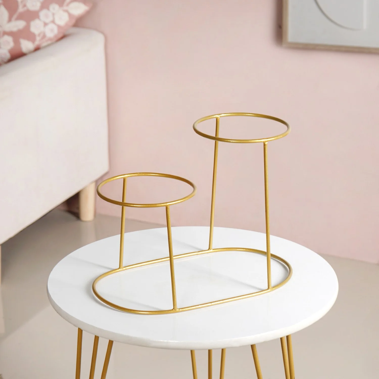 TerraDuo Modern Two Tier Gold Stand With White Planters - Image 8