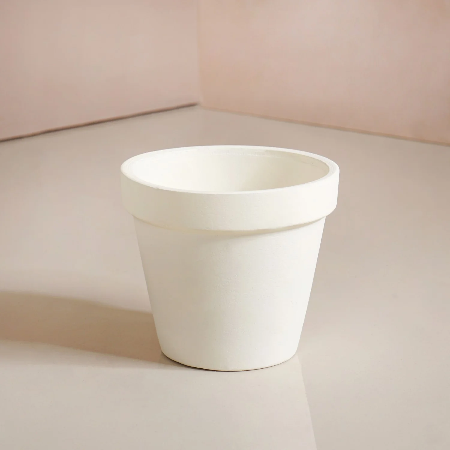 TerraGold Planters With Metal Stand Cream White - Image 6