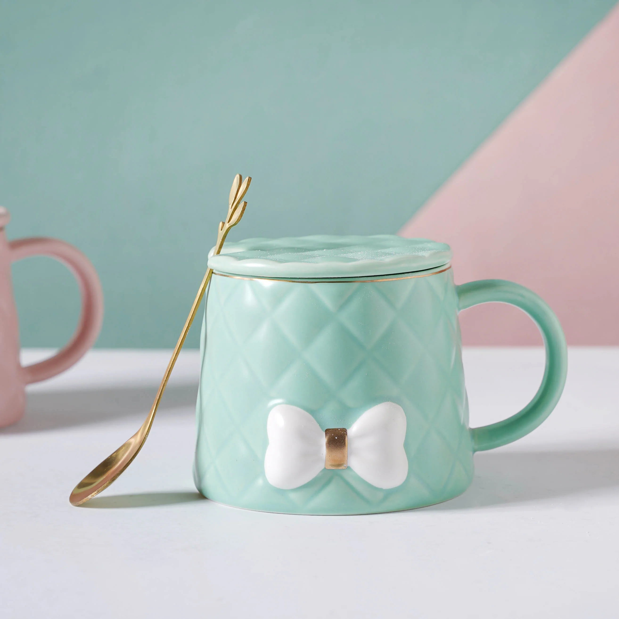 Textured Bow Cup - Image 13