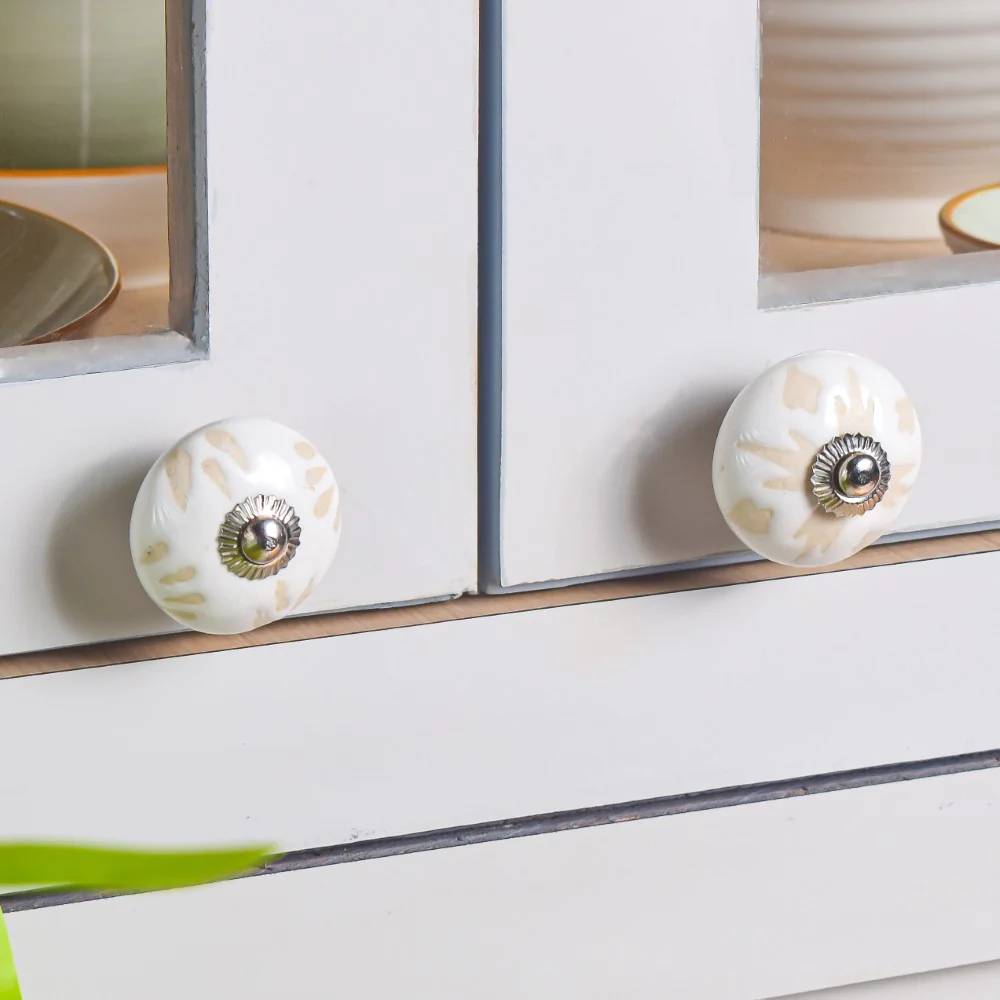 Textured Ceramic Door Knob White Set Of 6 - Image 6