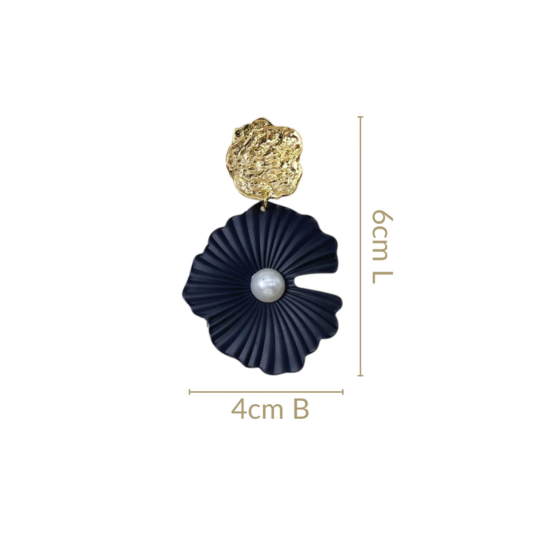 Textured Florals Dangling Earrings Black - Image 3