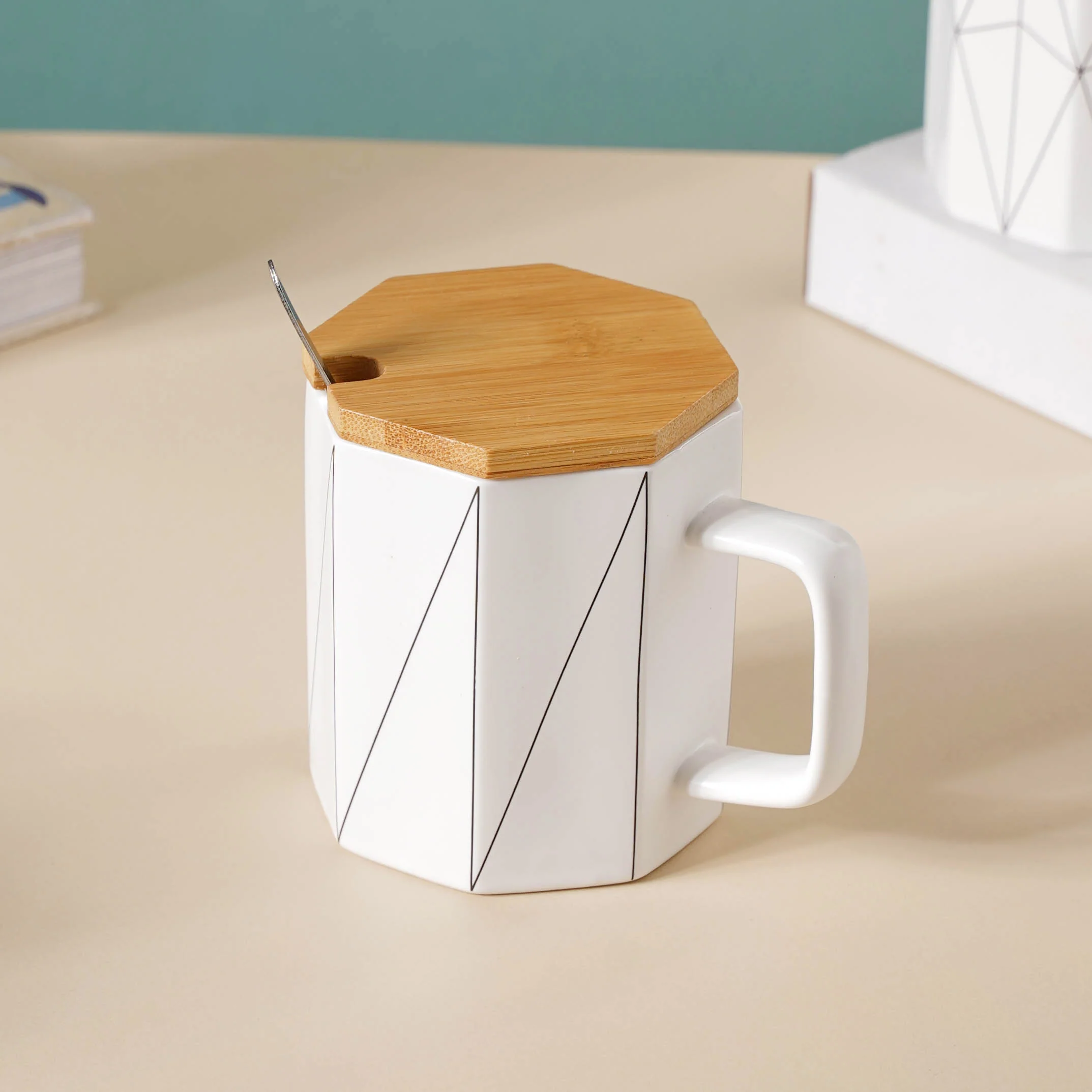 Textured Mug With Wooden Lid - Image 11