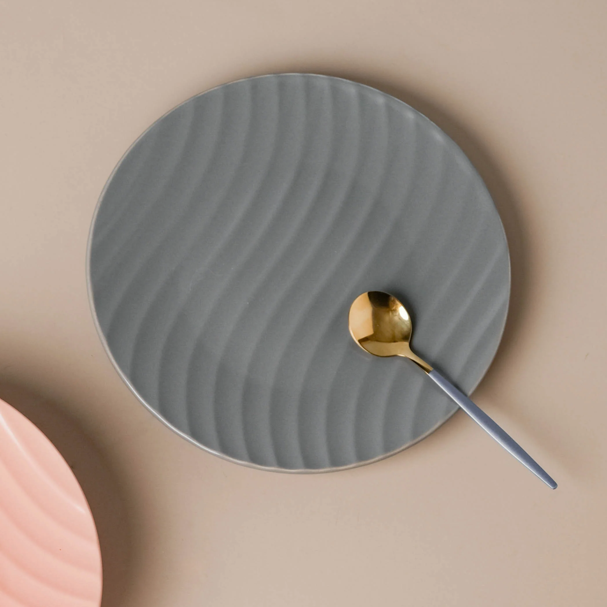 Textured Plate - Image 2