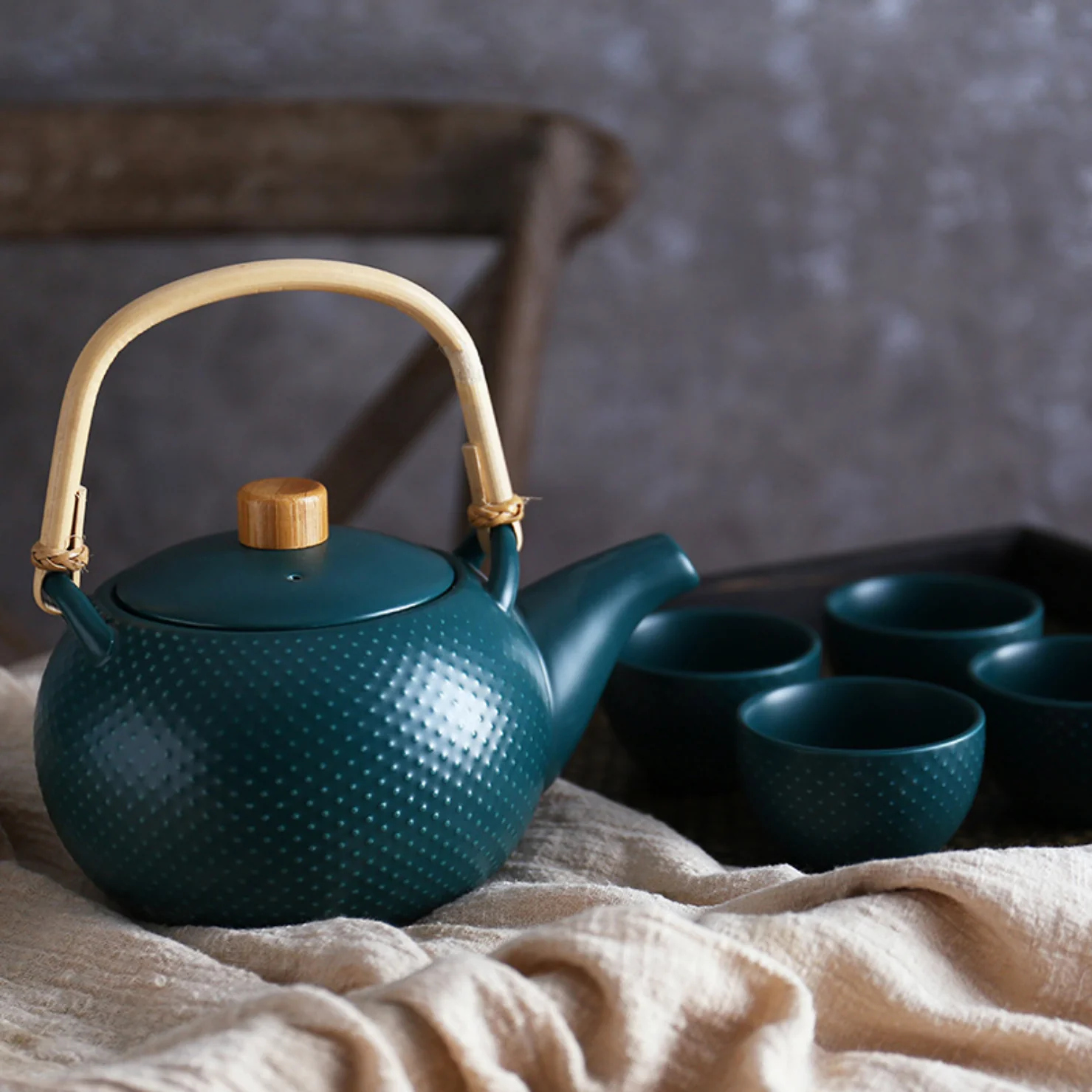 MAGNIFIQUE Textured Tea Pot - Image 6