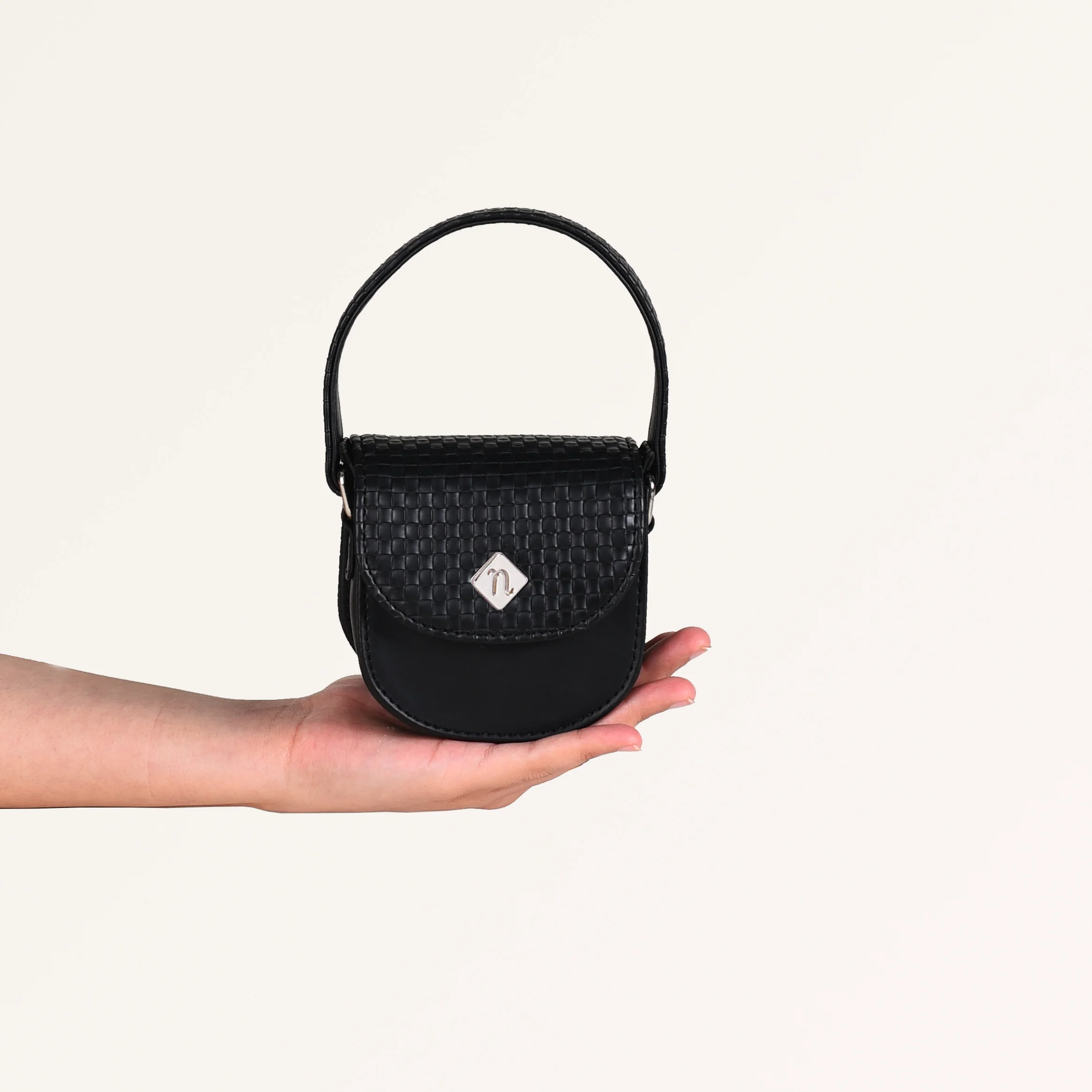 Thea Mini Saddle Bag Black - Image 2