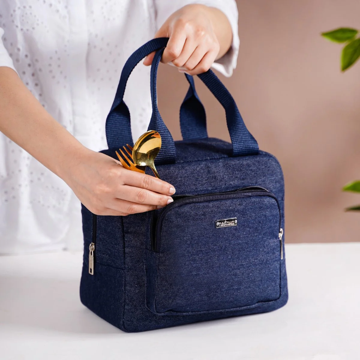 Thermal Insulated Denim Lunch Bag Dark Blue - Image 3