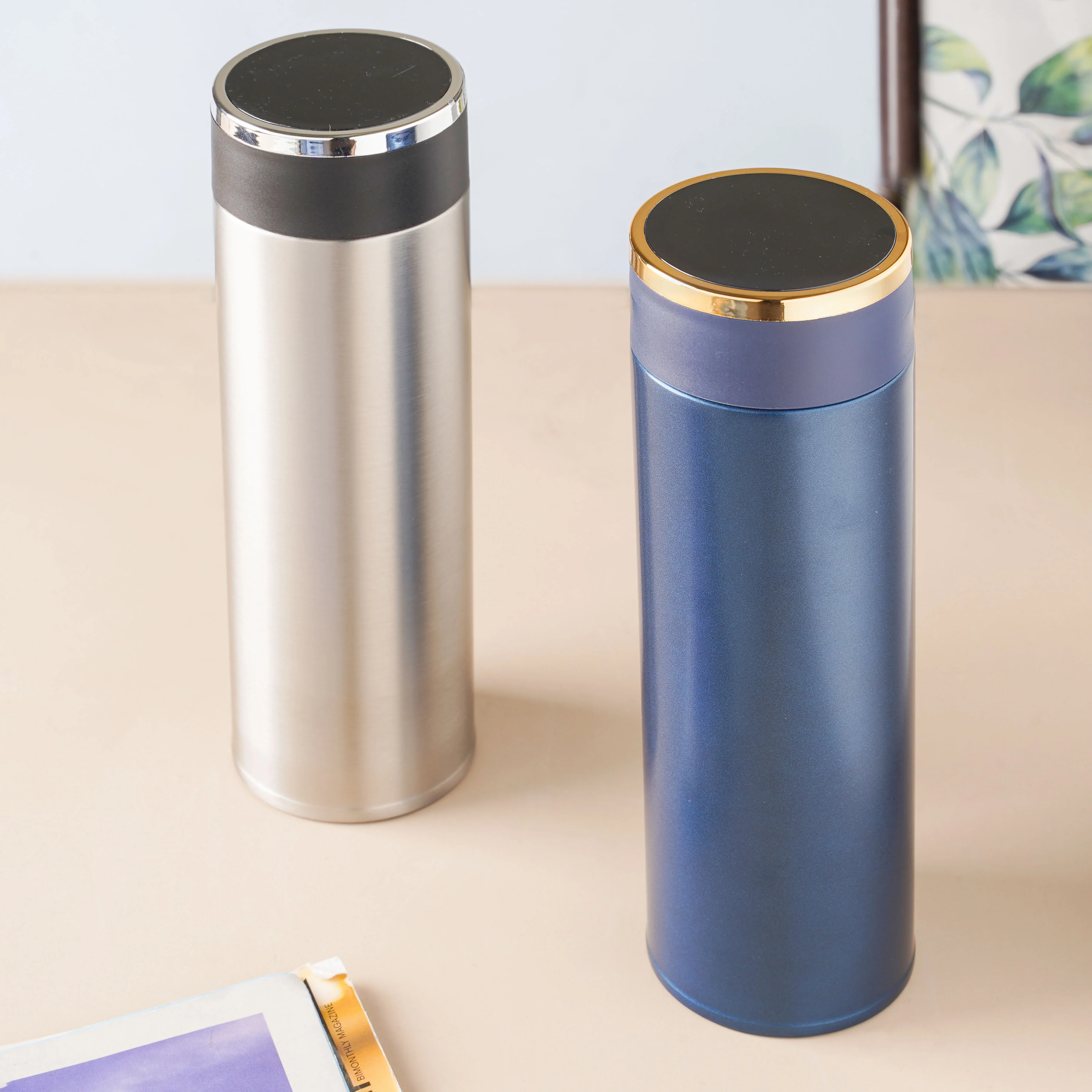 Thermos Bottle with Tea Filter - Image 3