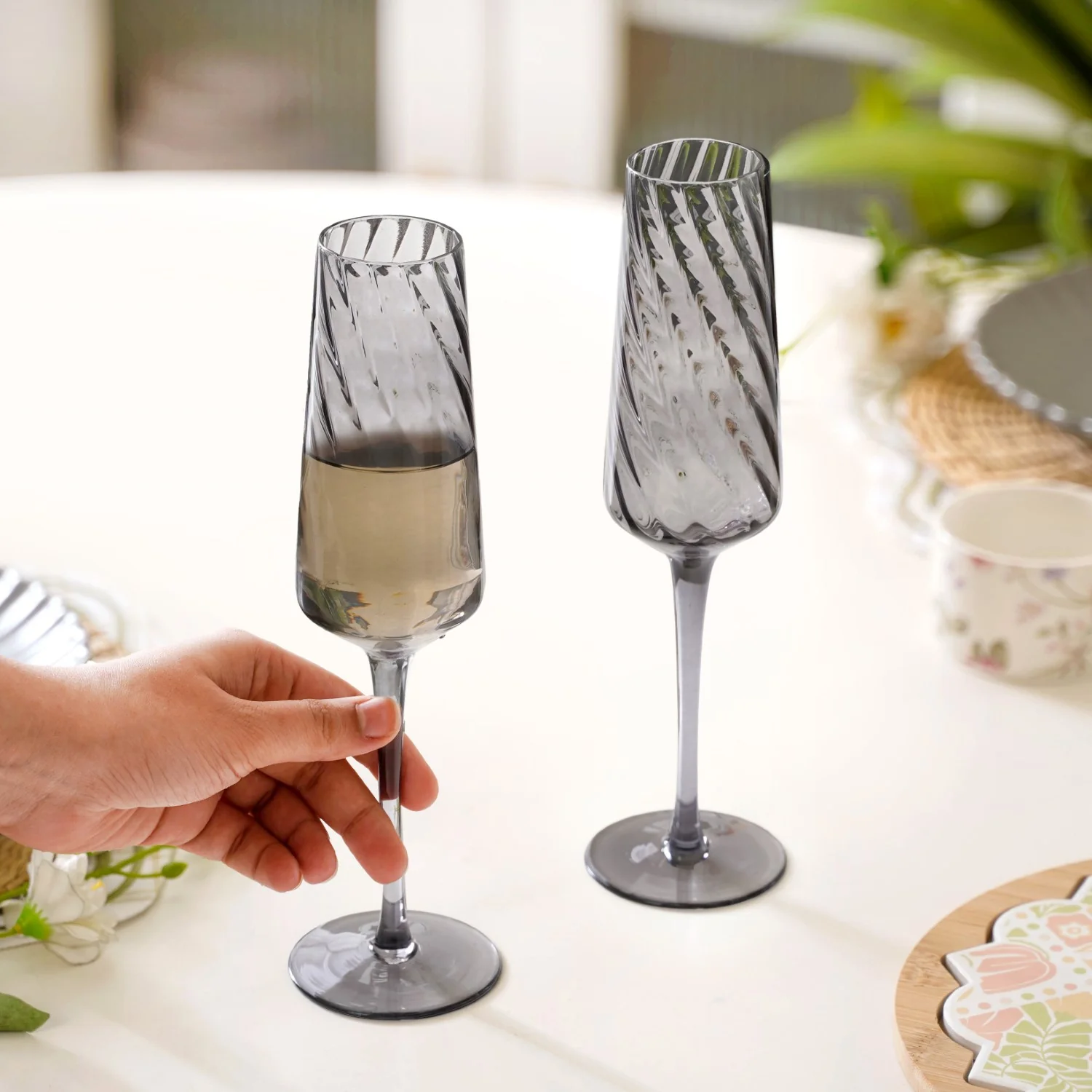 Tinted Champagne Glass Set Of 2 240ml - Image 3