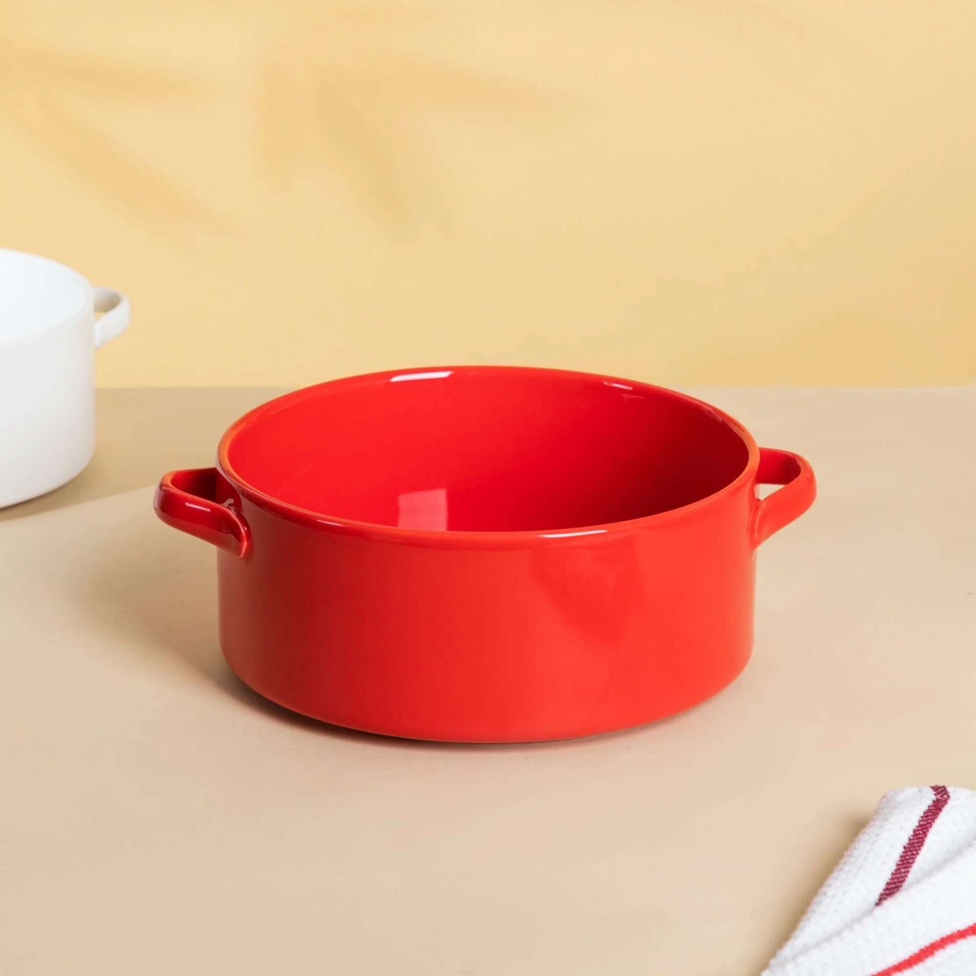 Toujours Baking Bowl With Handle - Image 6