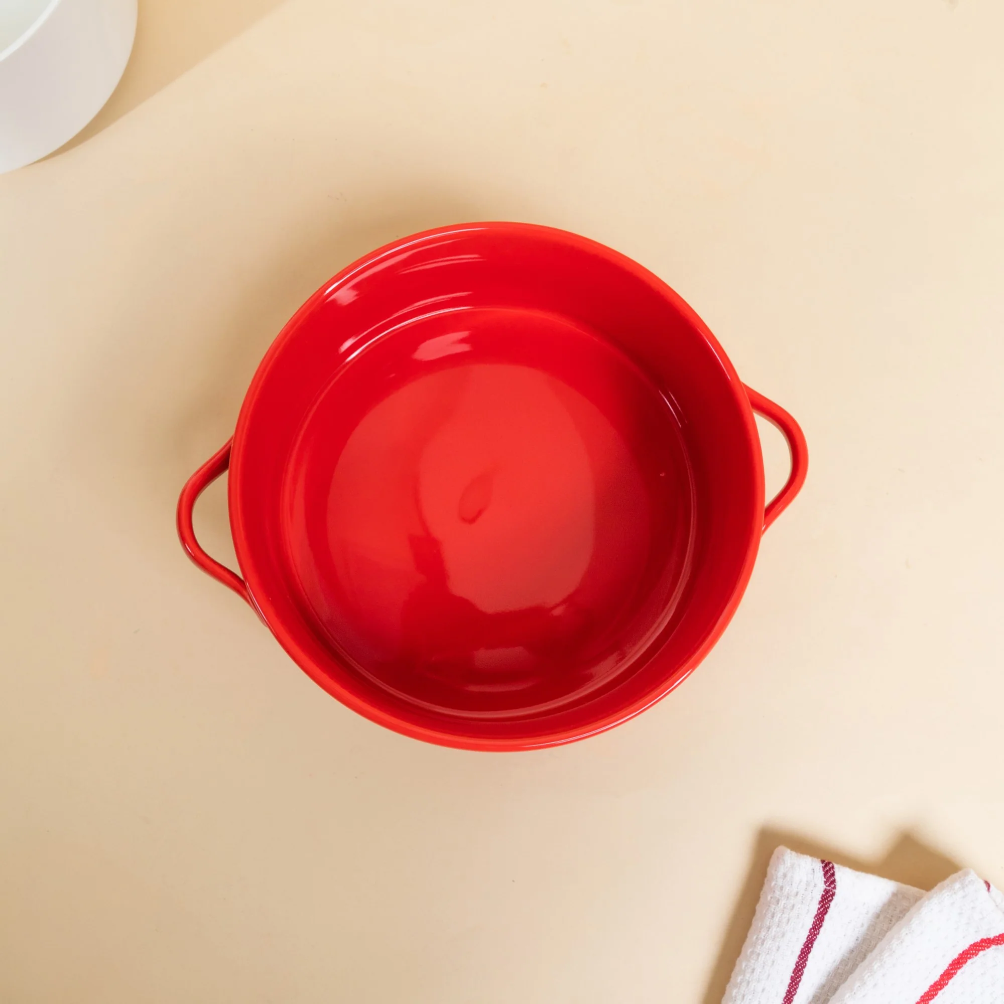 Toujours Baking Bowl With Handle - Image 8