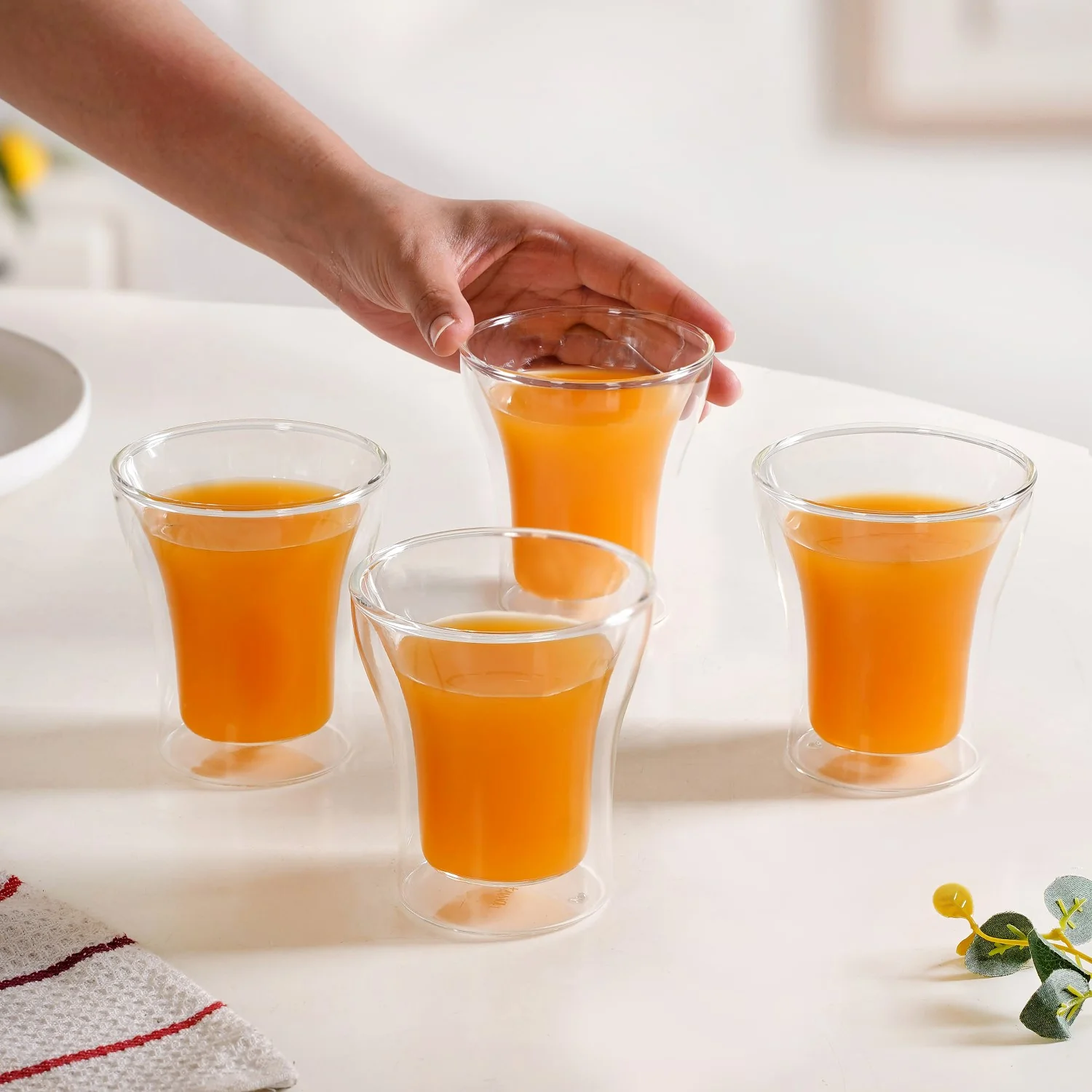 Transparent Double Walled Cocktail Glass Set Of 4 200ml - Image 2