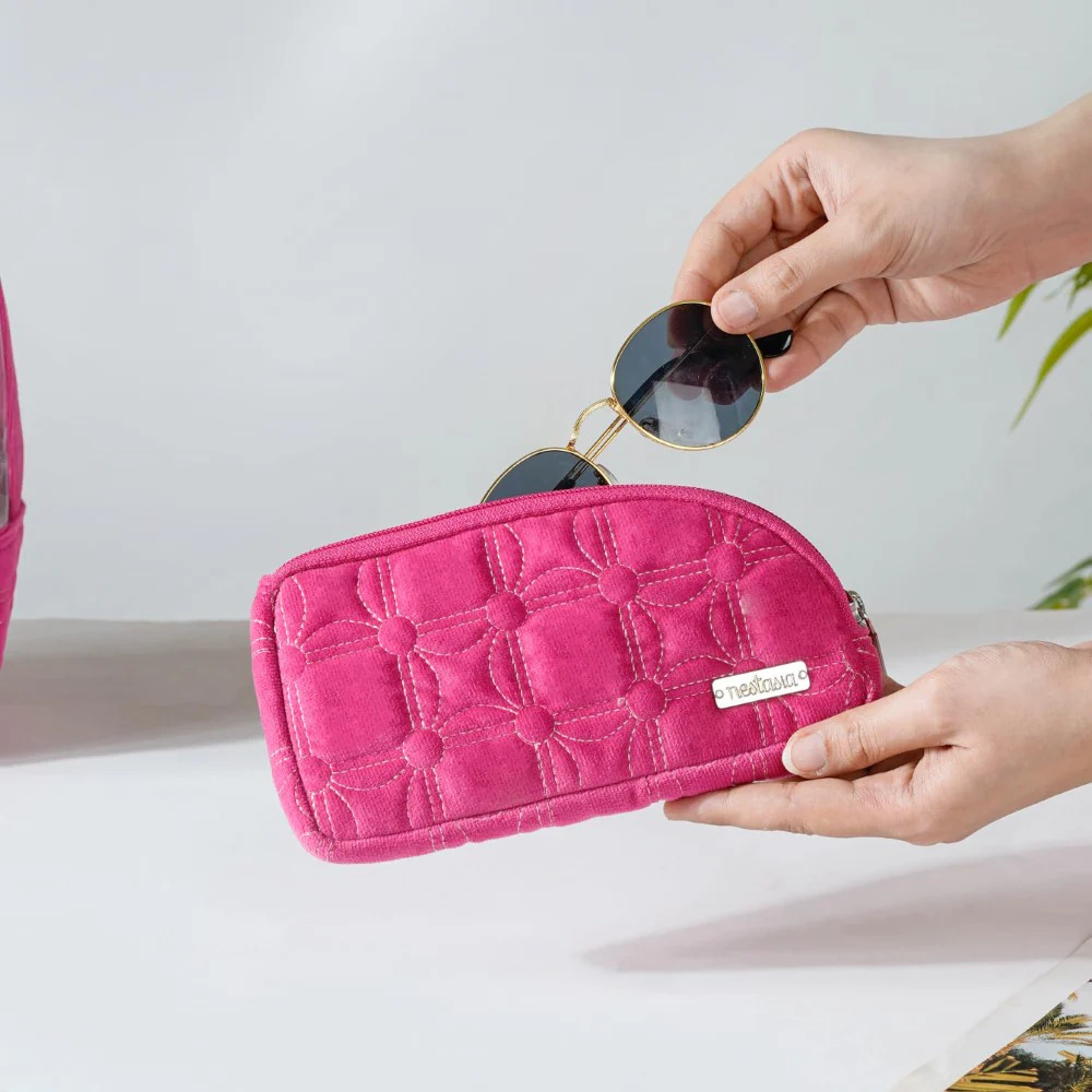 Travel Bag & Pouch Set Of 4 Pink - Image 12