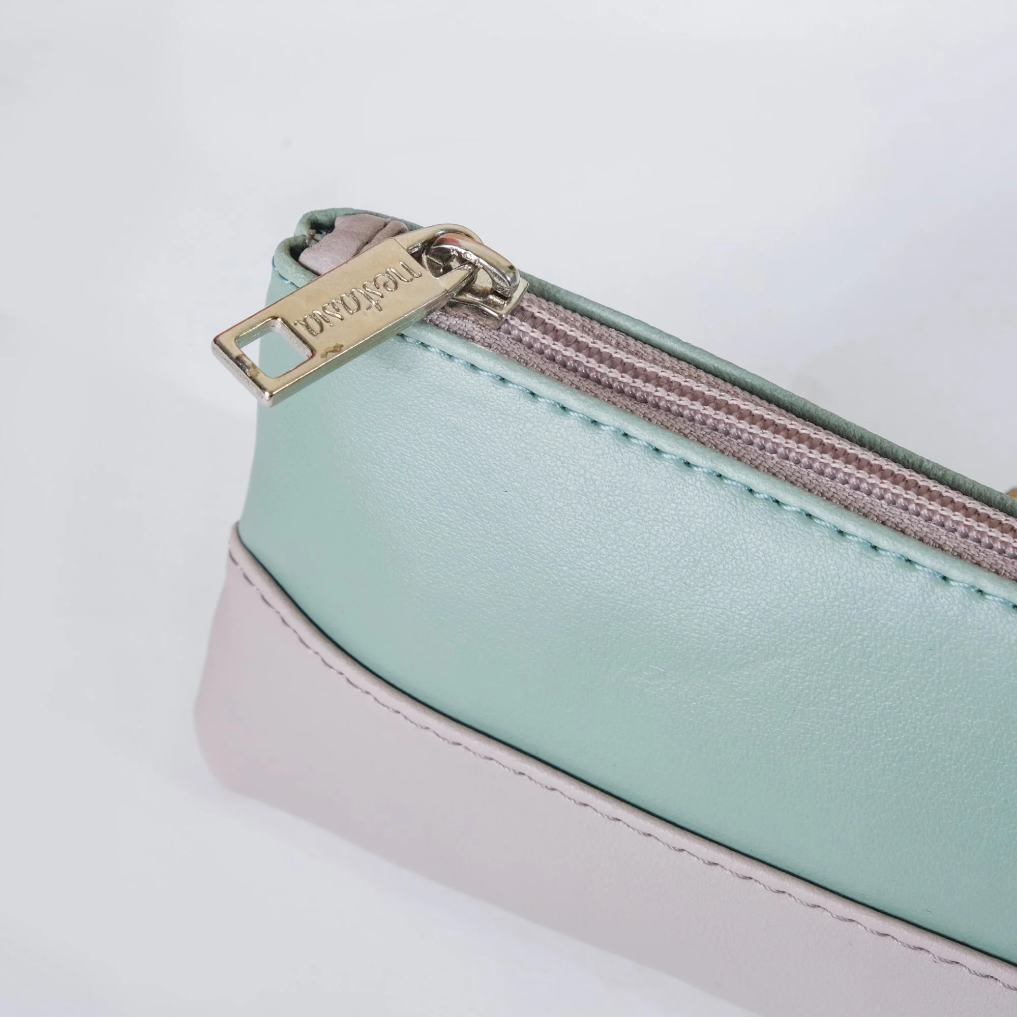 Trendy Travel Pouch Set of 3 Green - Image 19