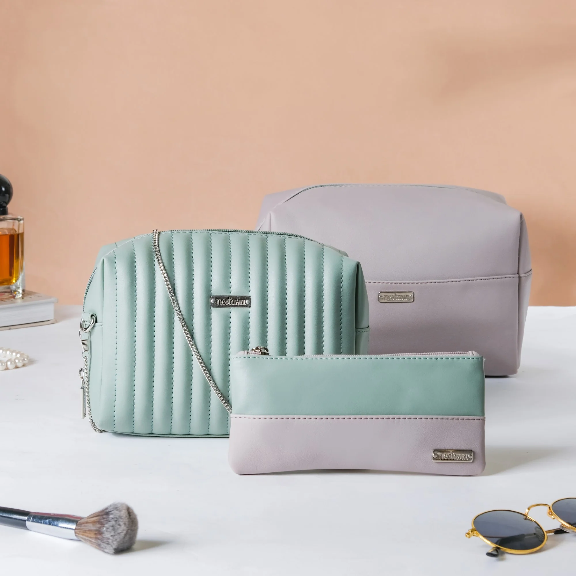 Trendy Travel Pouch Set of 3 Green - Image 3