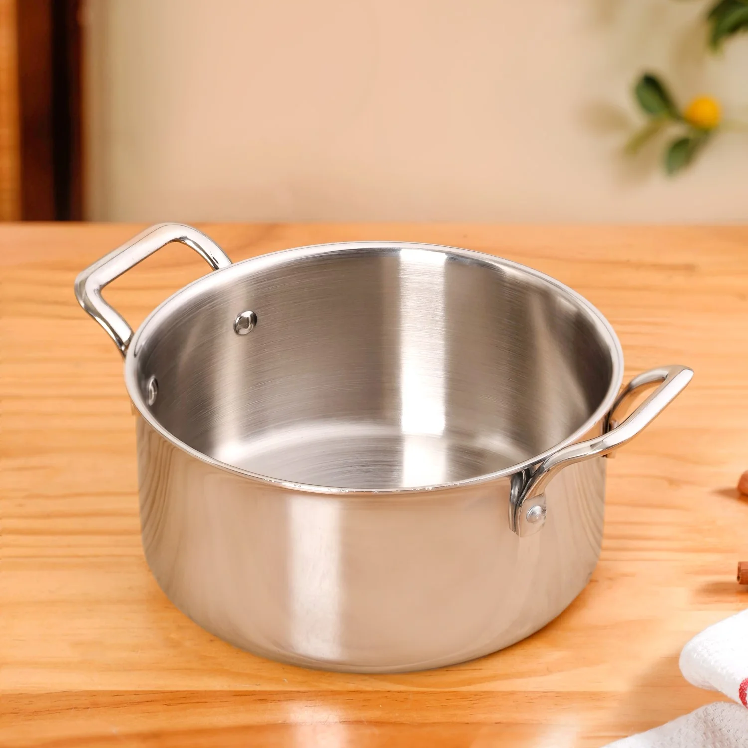 Tri Ply Stainless Steel Casserole Pot With Lid 4000ml - Image 9