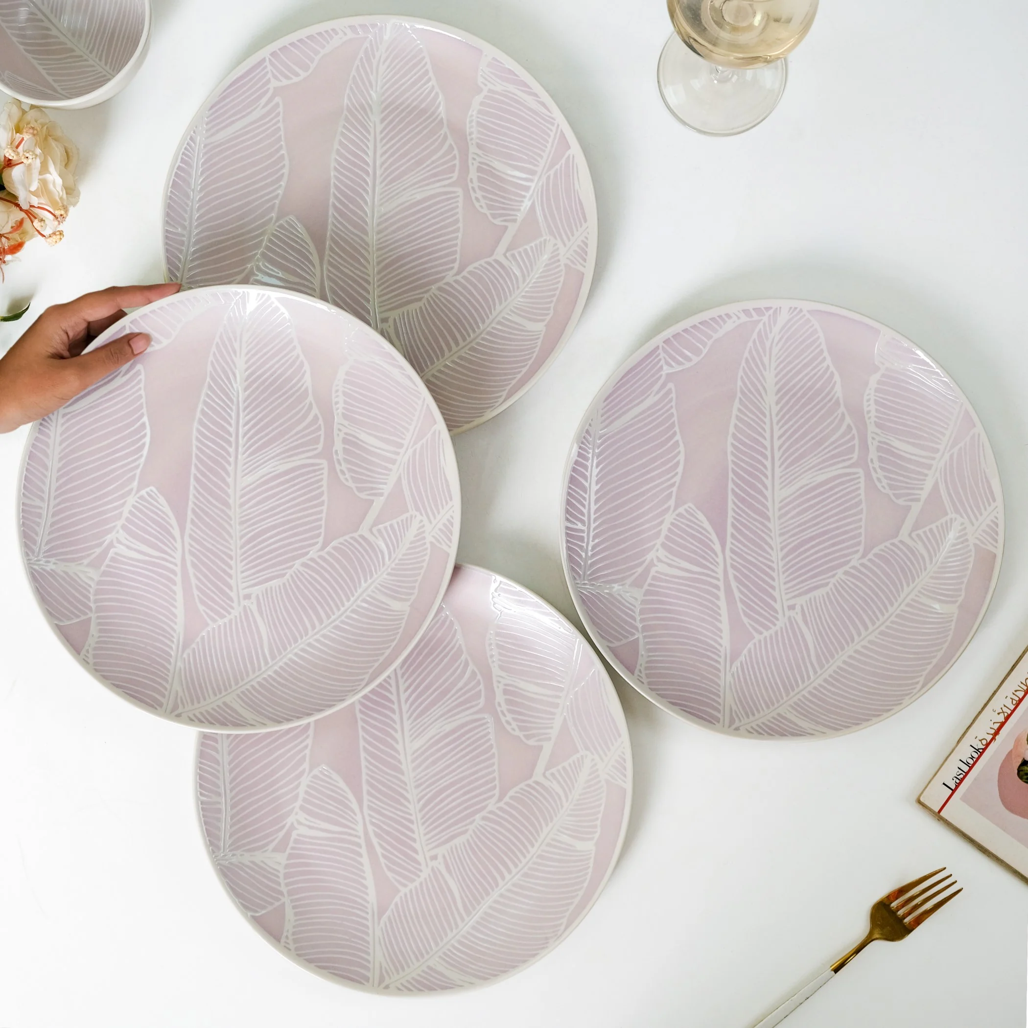Tropica Light Mauve Banana Foliage Dinner Plate Set Of 4 10 Inch - Image 3