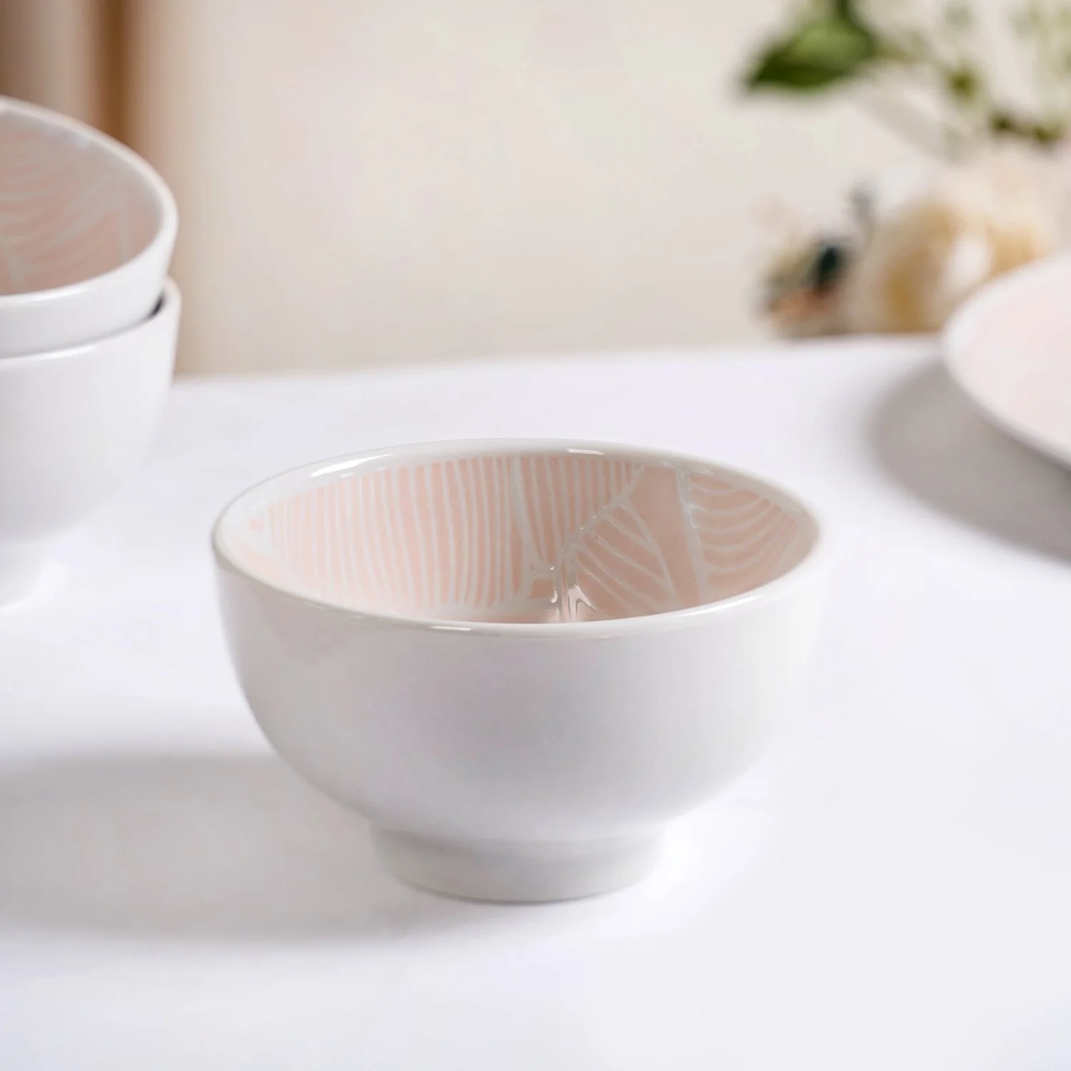 Tropica Pastel Pink Ceramic Snack Bowl Set Of 4 325ml - Image 8