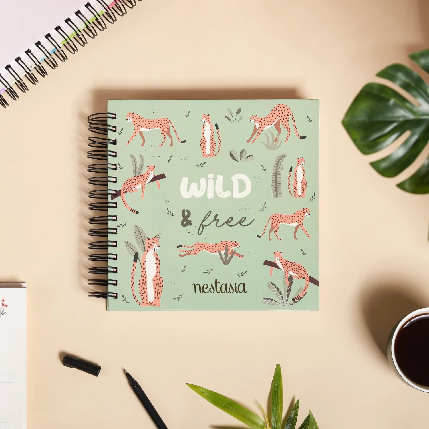 Tropical Undated Wiro Bound Yearly Planner - Image 8