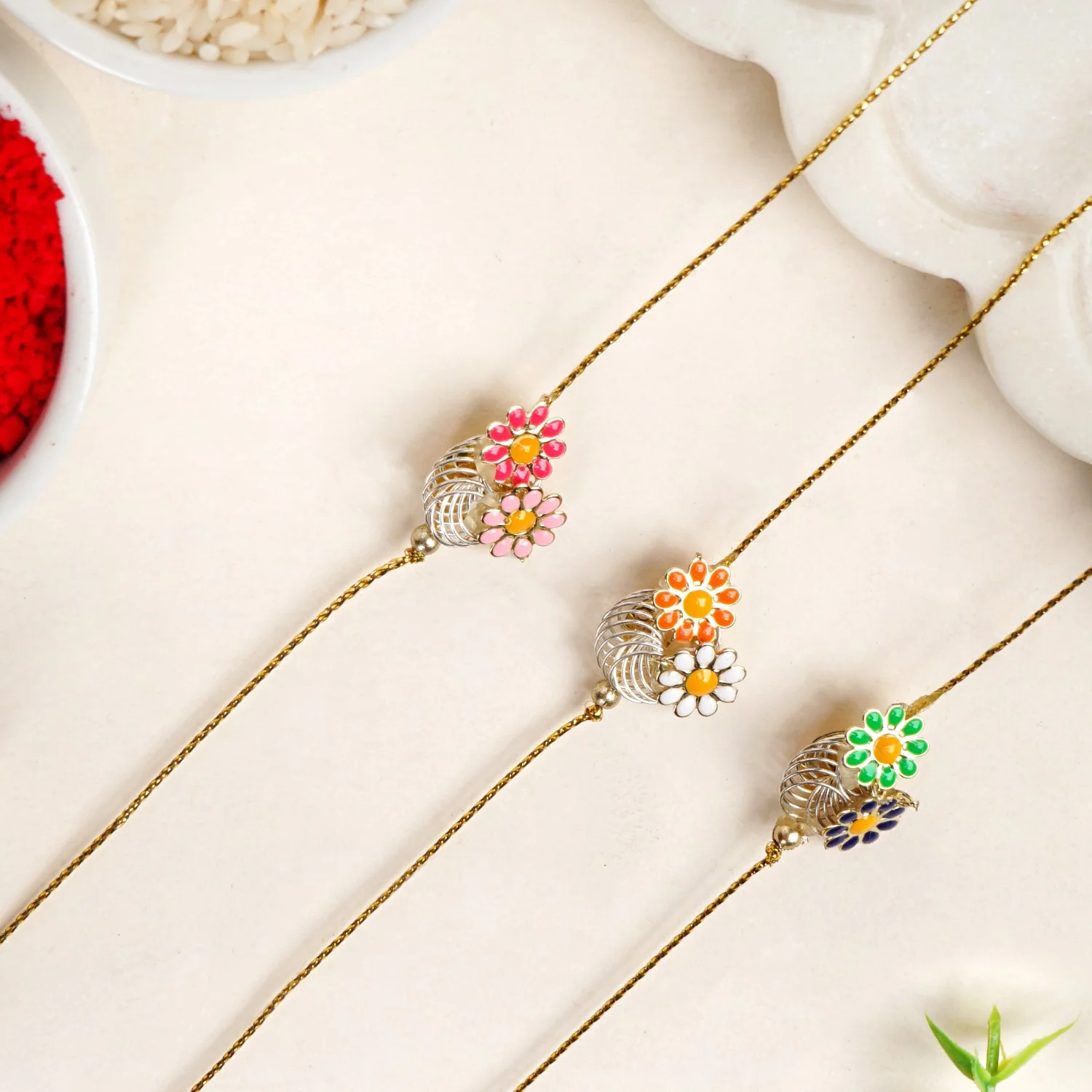 Twin Flowers Set Of 3 Rakhi Gift Box - Image 8