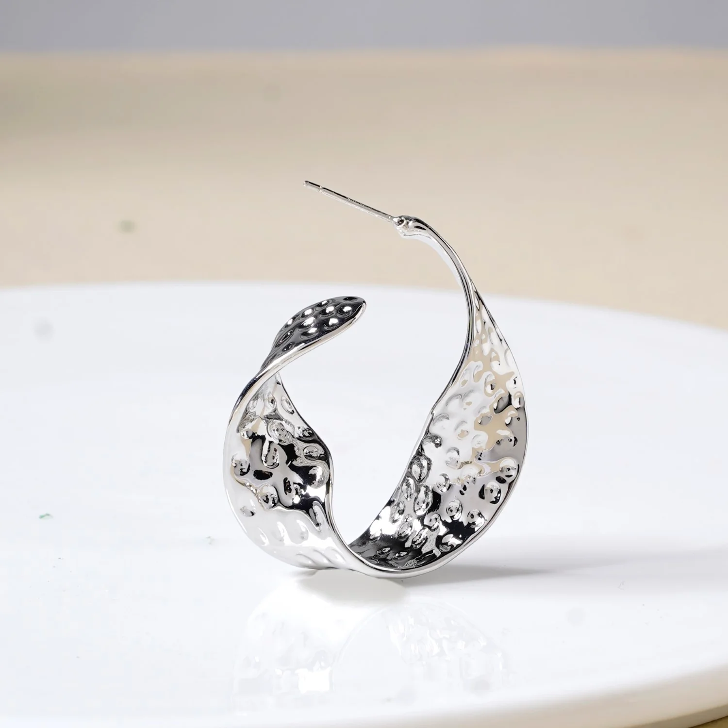 Twisted And Textured Silver Drop Earrings - Image 5